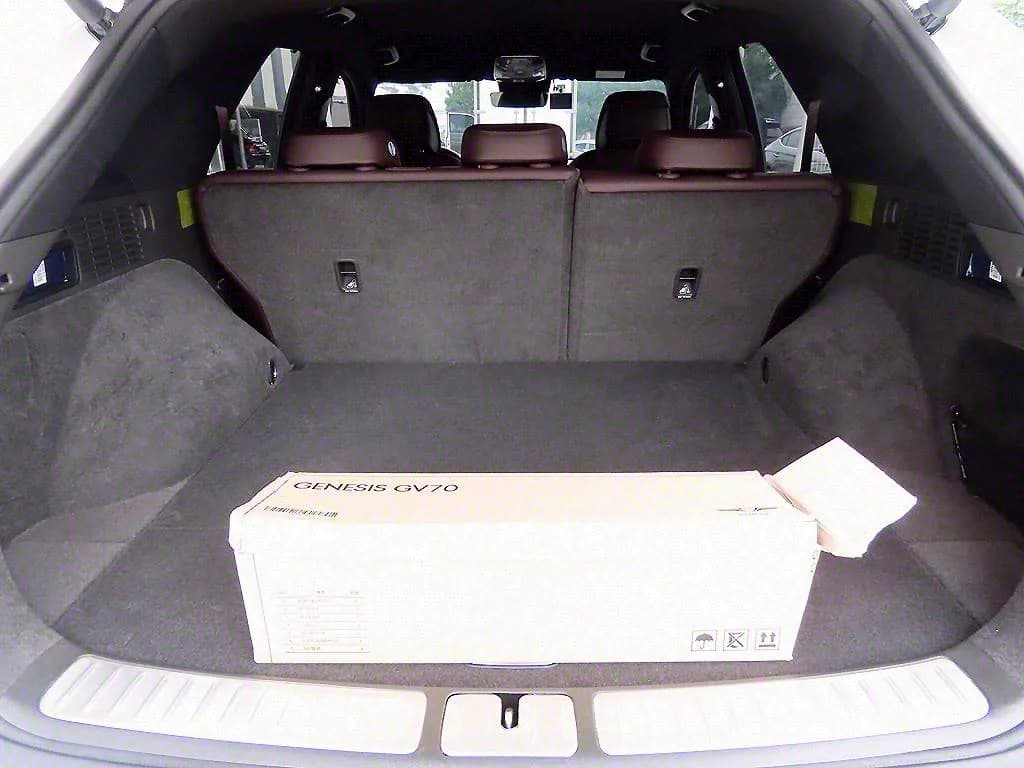 Genesis GV70 2.5T Gasoline AWD, 2024 г. 5846 км. — фото 16