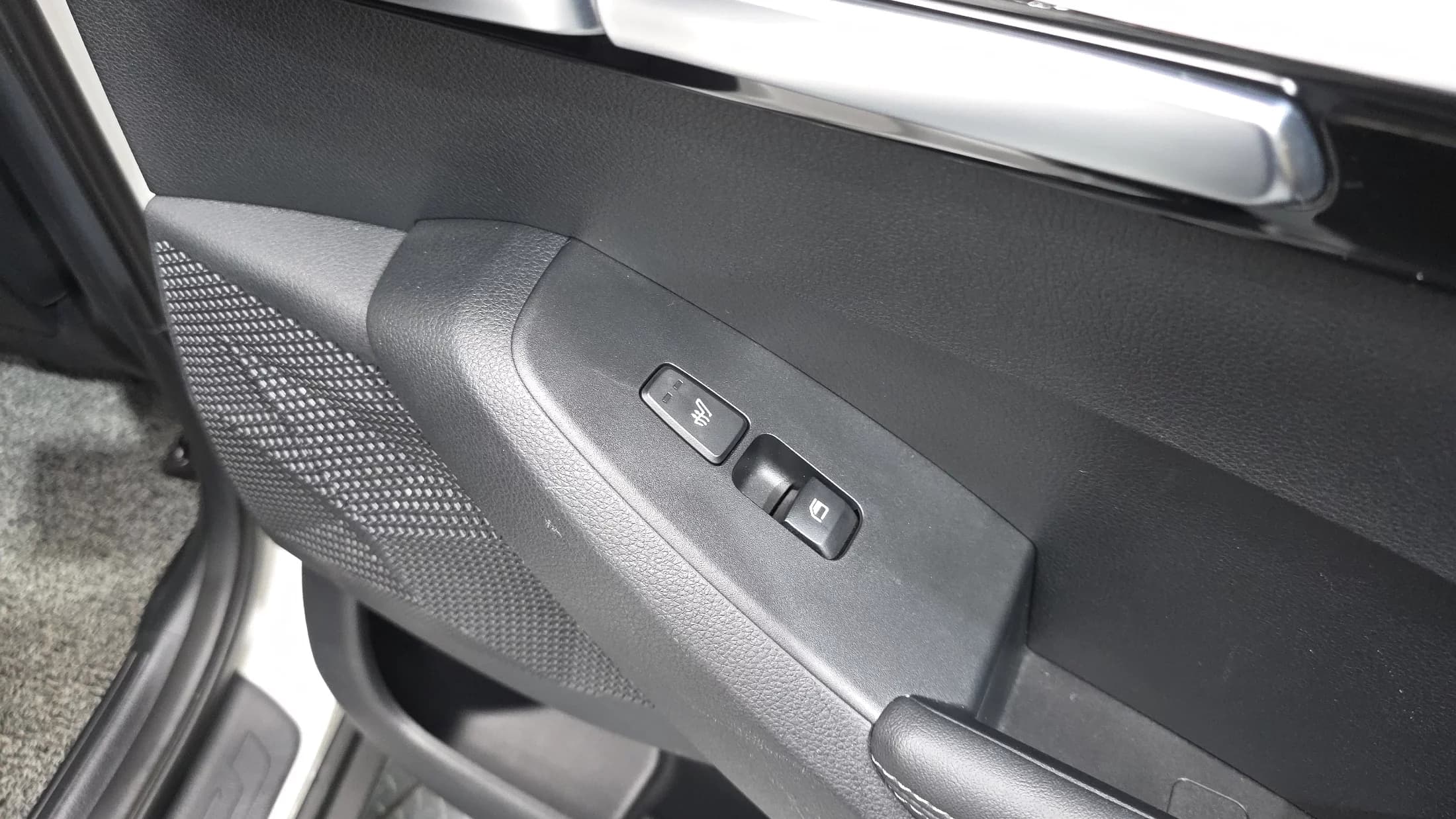 Kia Seltos Gasoline 1.6 Turbo 2WD Signature, 2022 г. 64925 км. — фото 37