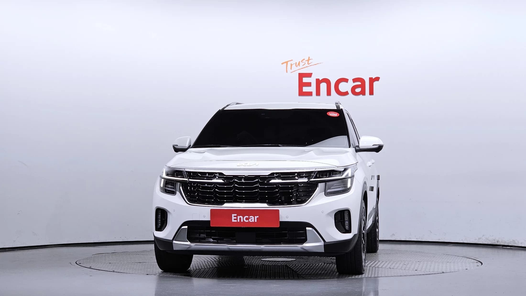 Kia Seltos Gasoline 1.6 Turbo 2WD Signature, 2024 г. 10710 км. — фото 3