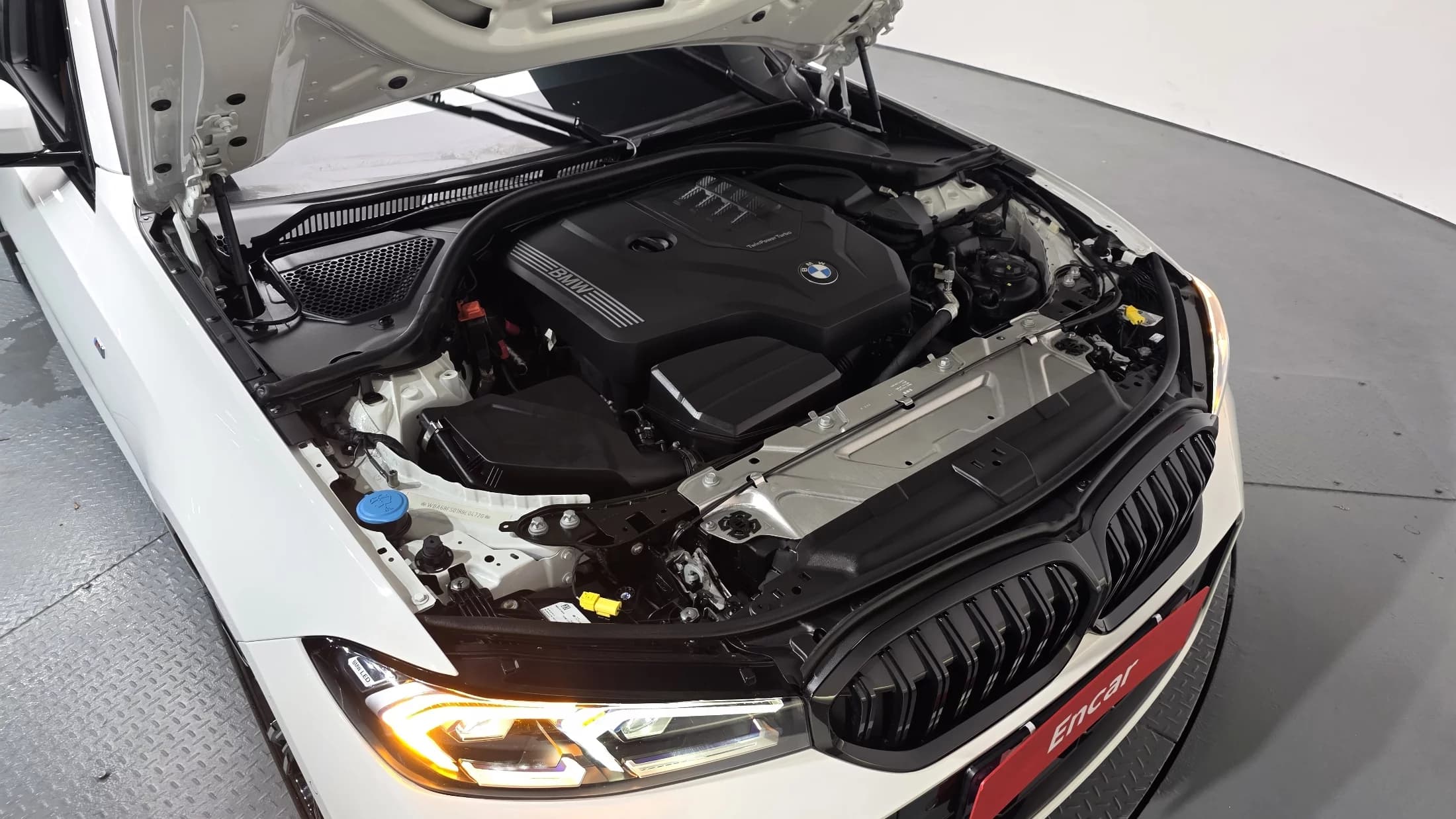 BMW 3-Series 320i M Sport, 2023 г. 26882 км. — фото 6