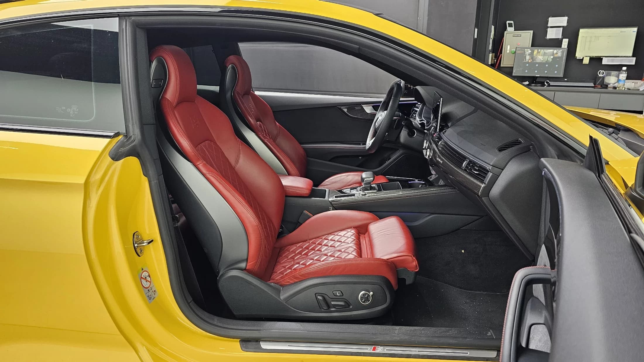 Audi S5 3.0 TFSI Quattro, 2023 г. 23425 км. — фото 11