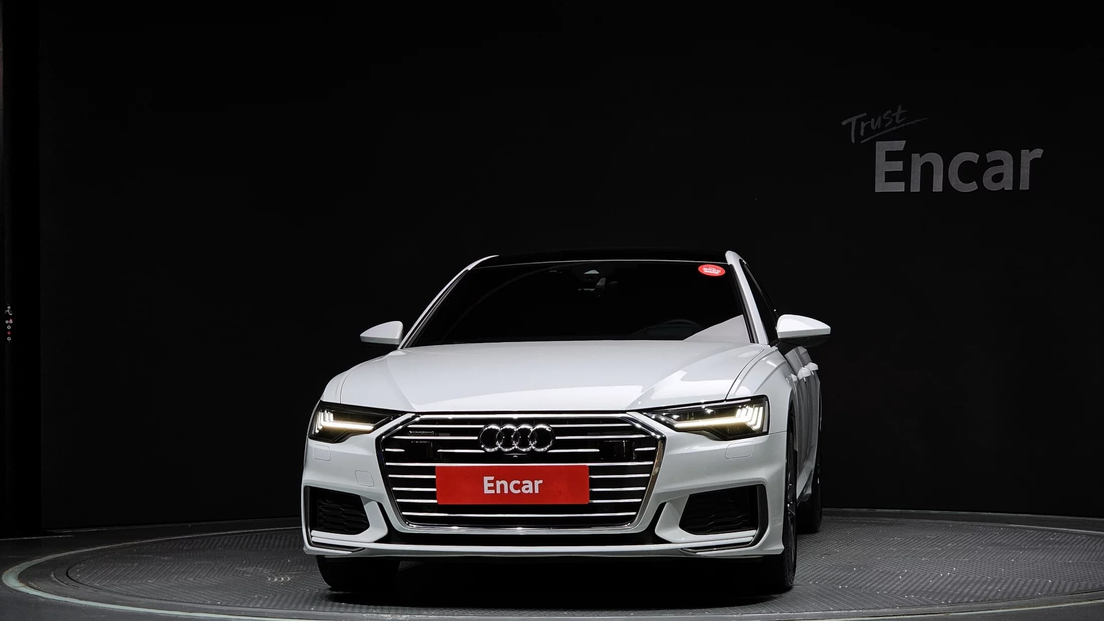 Audi A6 45 TFSI Quattro Premium, 2023 г. 42808 км. — фото 3