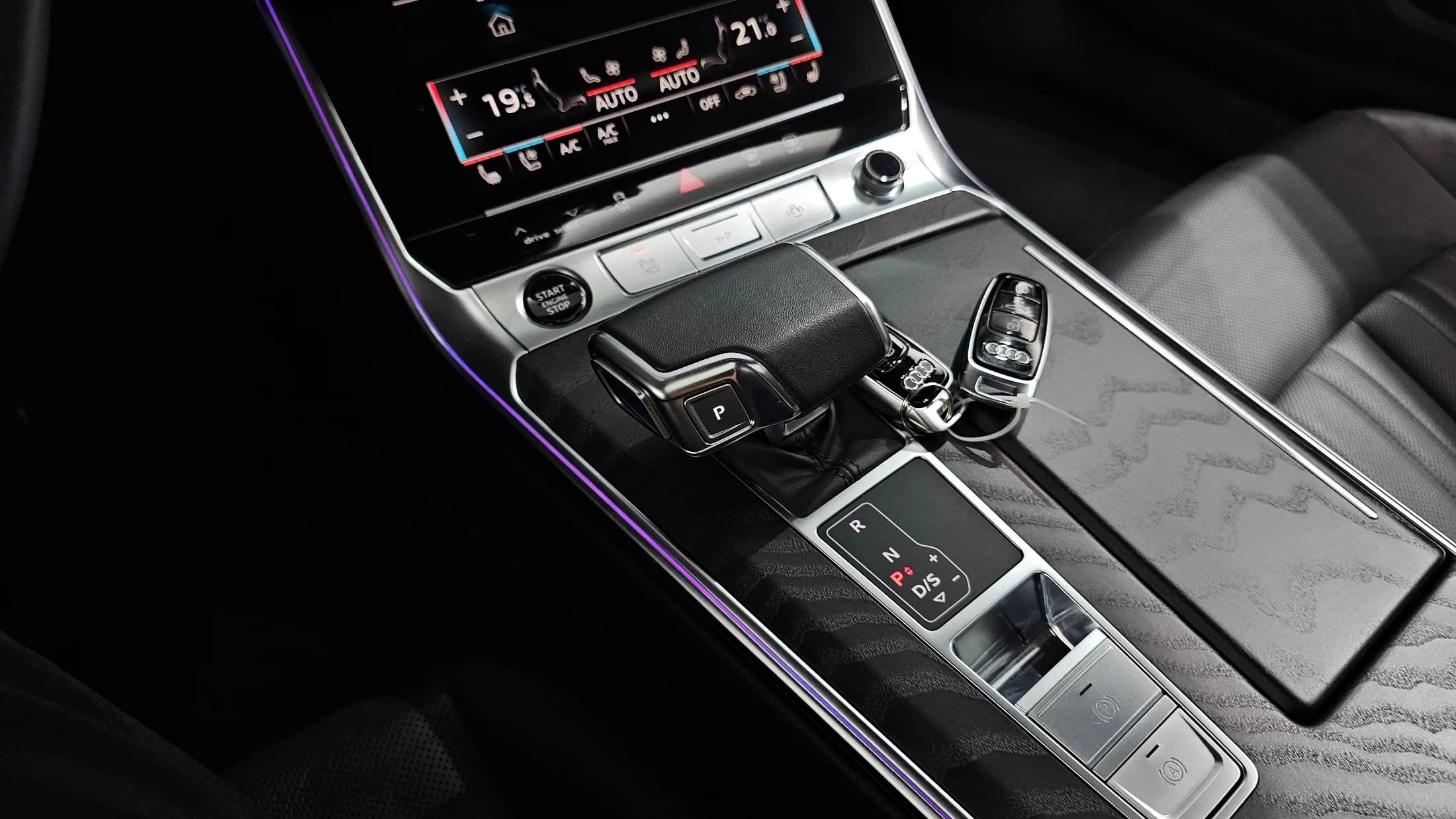 Audi A6 45 TFSI Quattro Premium, 2023 г. 40494 км. — фото 9