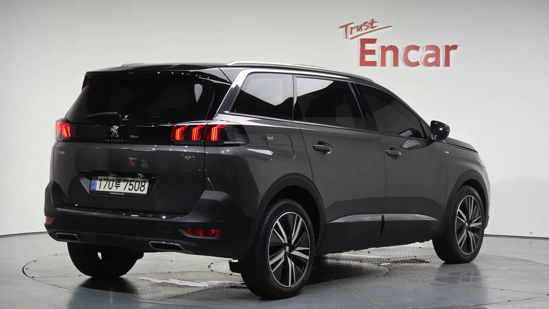 Peugeot 5008 1.2 Pure Tech GT, 2023 г. 44655 км. — фото 2