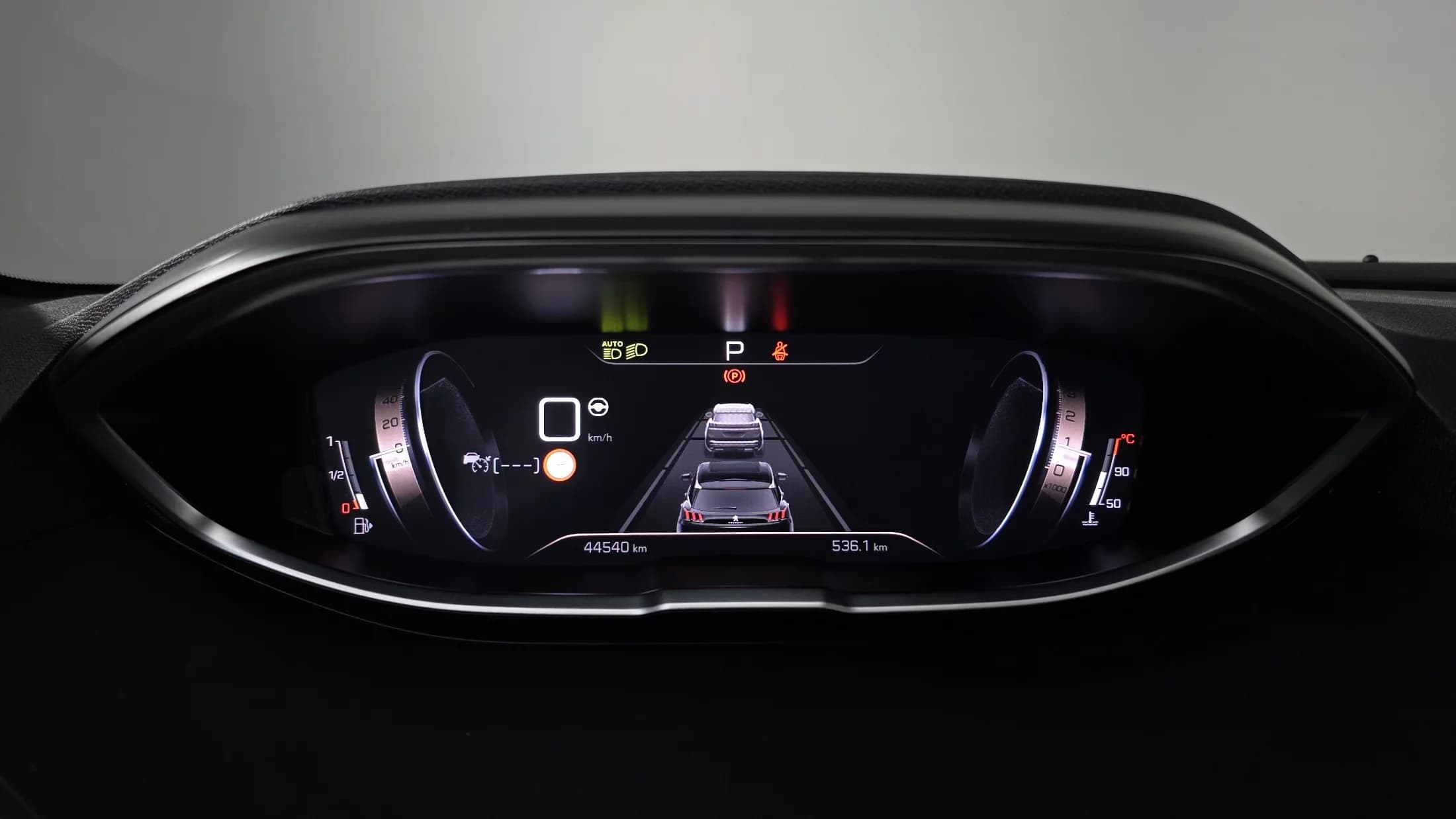 Peugeot 5008 1.2 Pure Tech GT, 2023 г. 44655 км. — фото 8