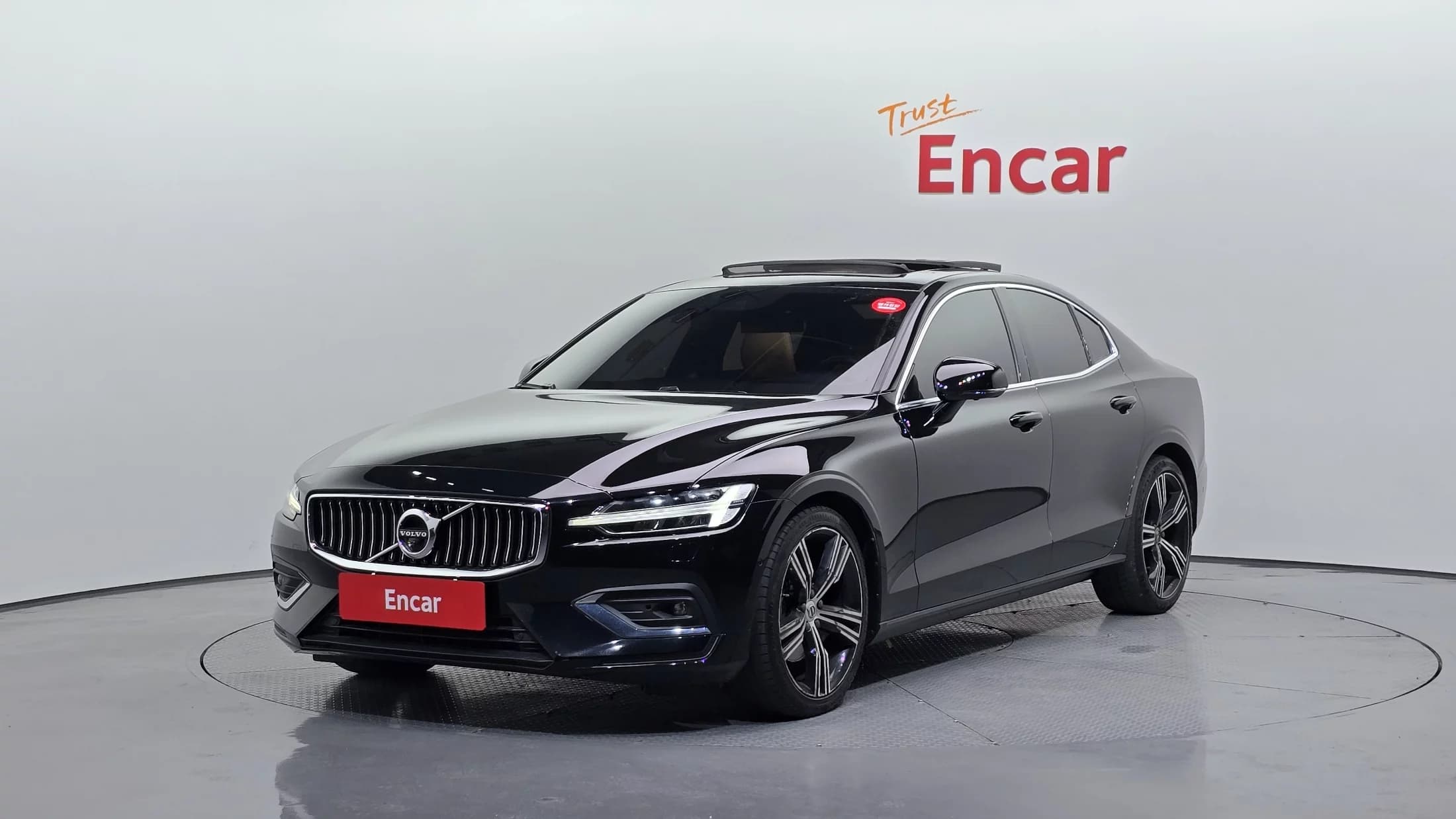 Volvo S60 B5 Inscription, 2021 г. 100278 км.