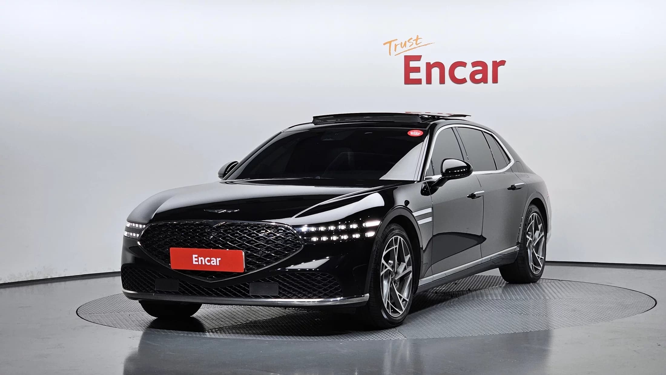 Genesis G90 Gasoline 3.5 Turbo AWD, 2022 г. 79641 км.