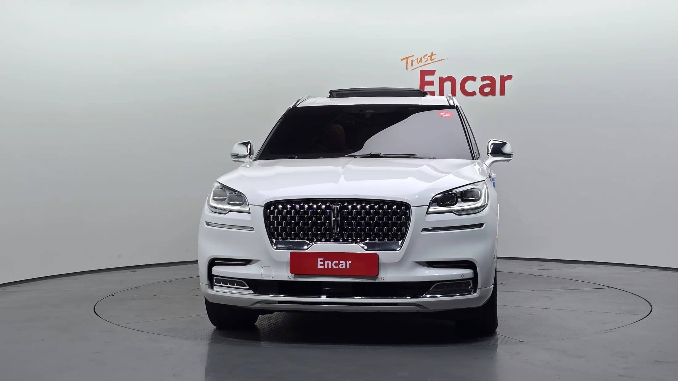 Lincoln AVIATOR 3.0 Black Label AWD, 2022 г. 92597 км. — фото 3