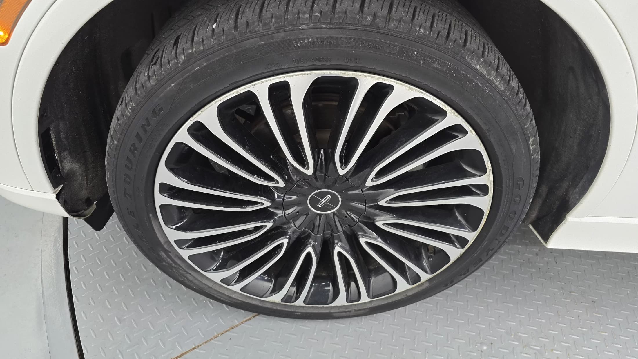Lincoln AVIATOR 3.0 Black Label AWD, 2022 г. 92597 км. — фото 5