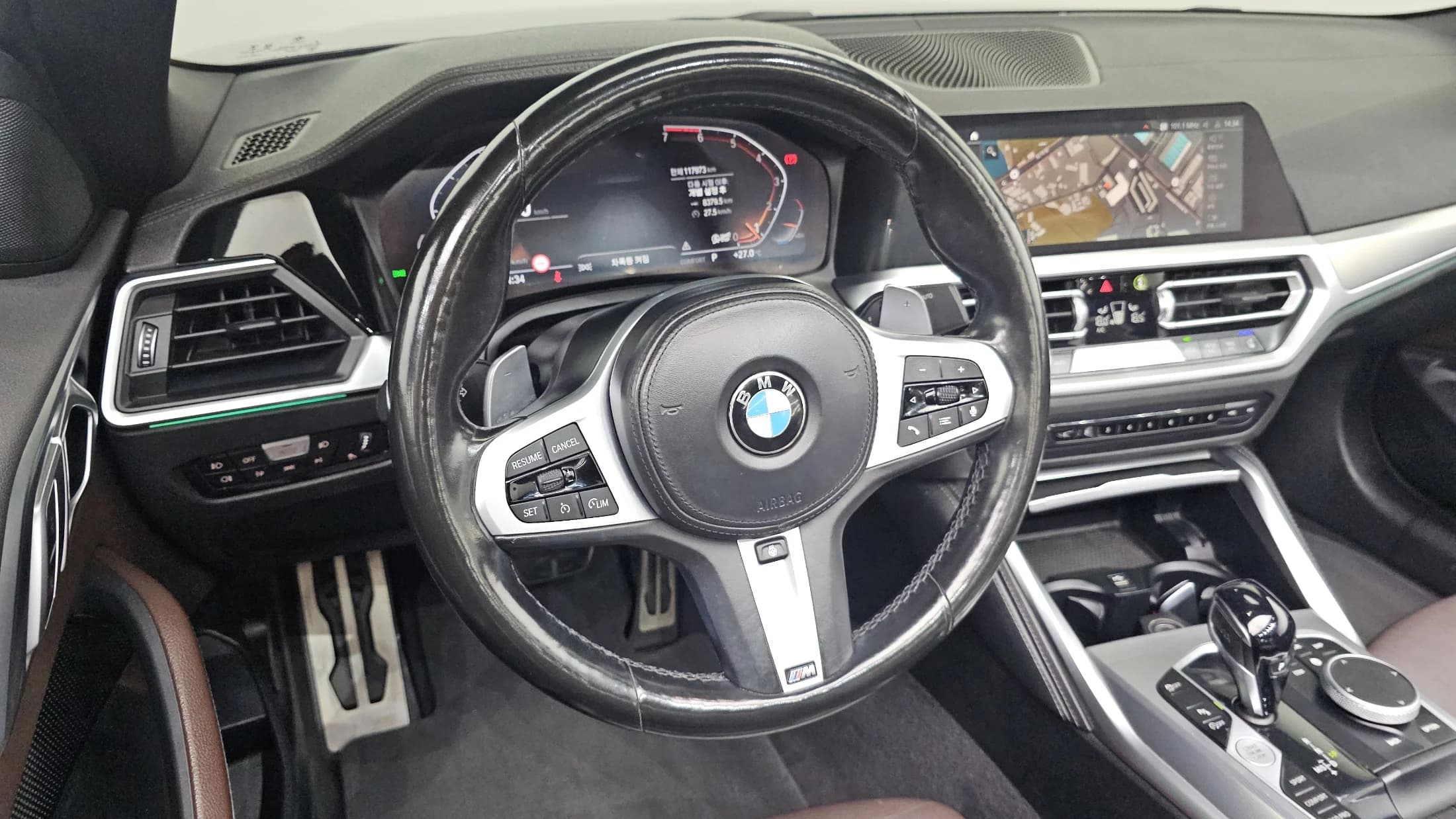 BMW 4-Series 420i M Sport Convertible, 2021 г. 117973 км. — фото 13