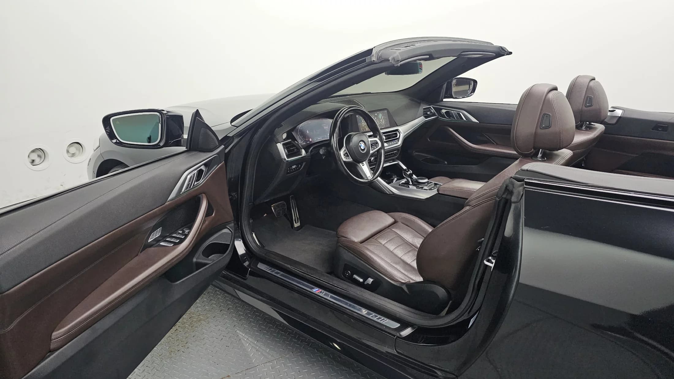 BMW 4-Series 420i M Sport Convertible, 2021 г. 117973 км. — фото 10