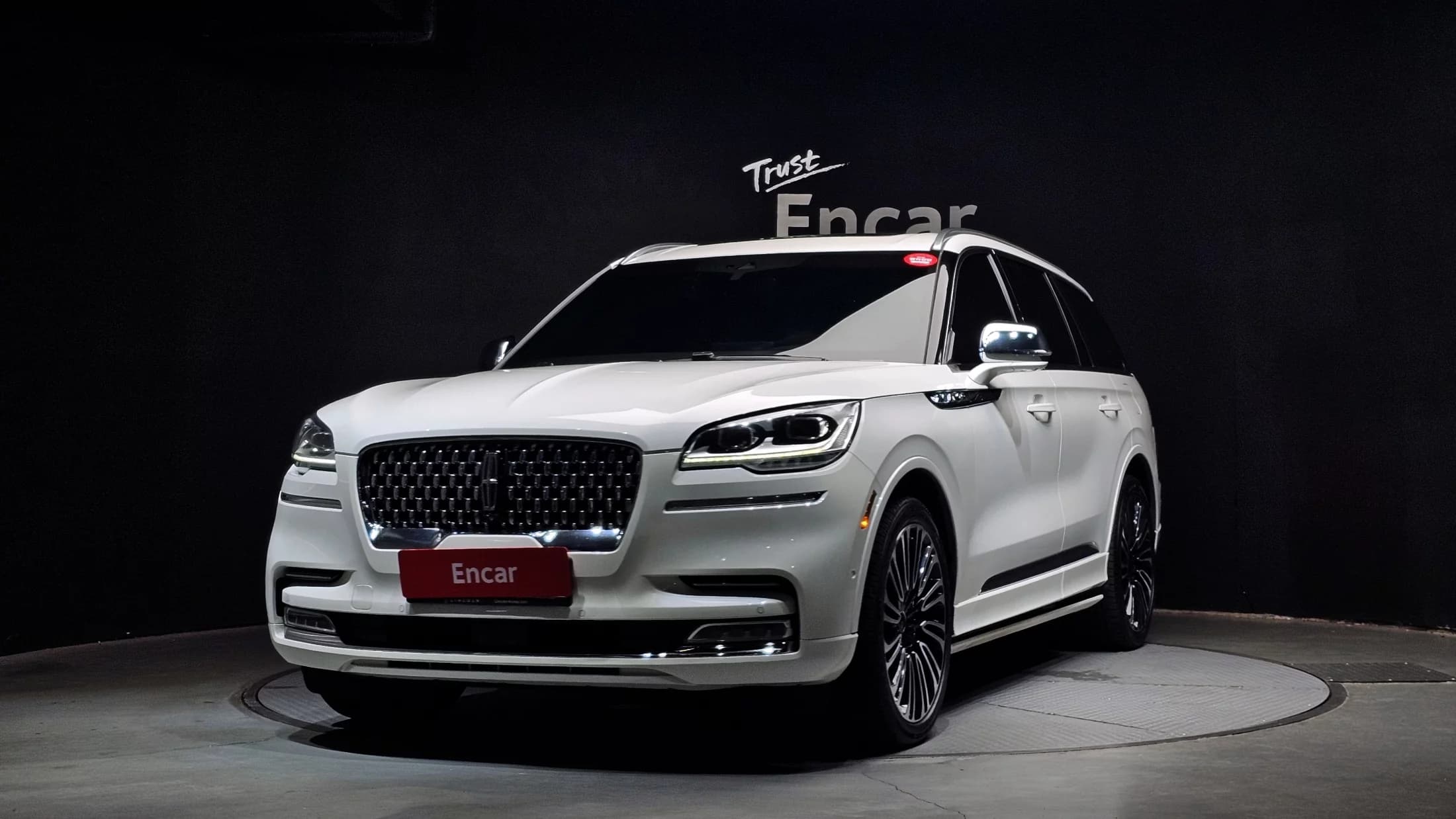 Lincoln AVIATOR 3.0 Reserve AWD, 2021 г. 85373 км.