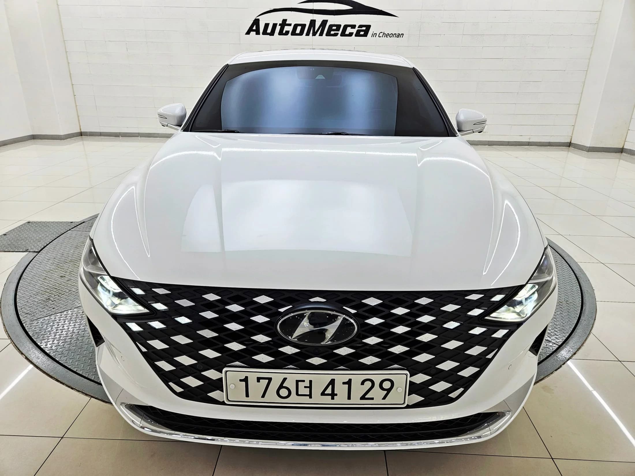 Hyundai Grandeur 2.5 Exclusice, 2021 г. 47199 км.
