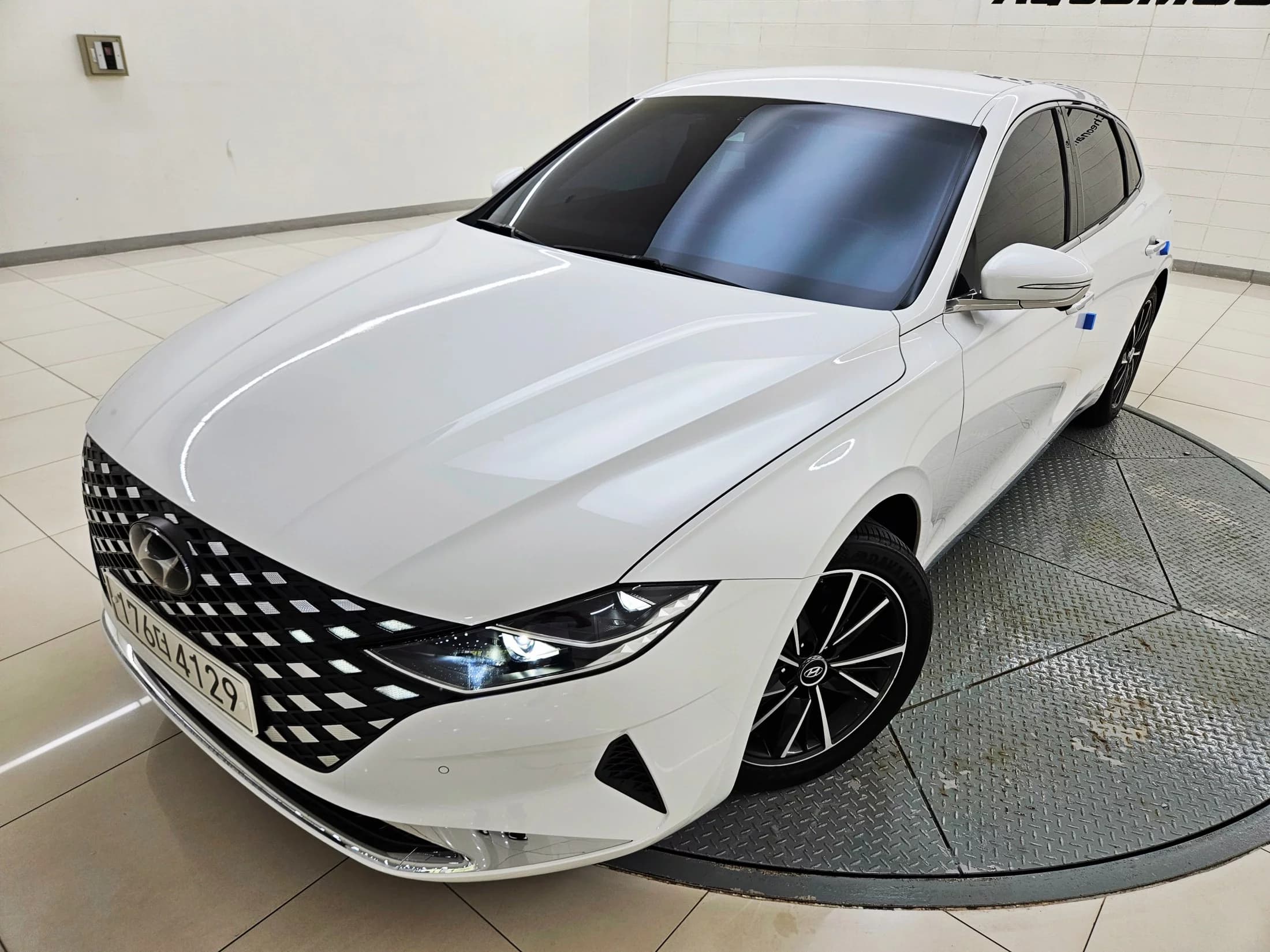 Hyundai Grandeur 2.5 Exclusice, 2021 г. 47199 км. — фото 3
