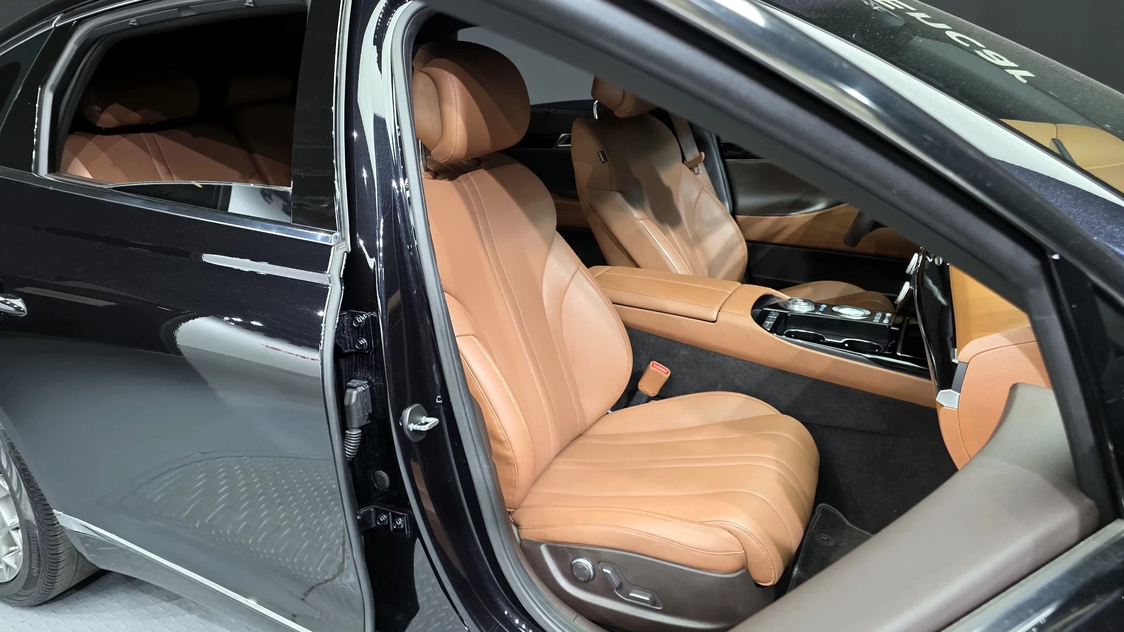 Genesis G80 Gasoline 3.5 Turbo AWD, 2022 г. 53789 км. — фото 12