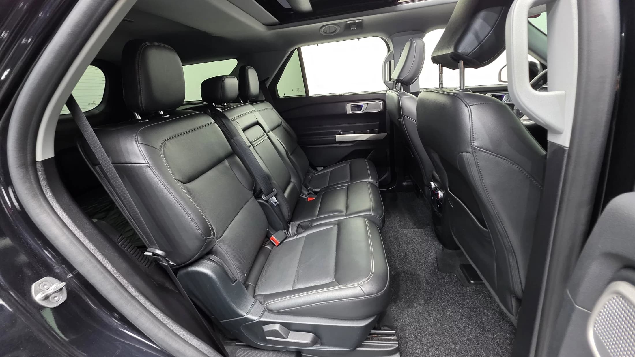 Ford EXPLORER 2.3 LimIted 4WD, 2021 г. 138202 км. — фото 19