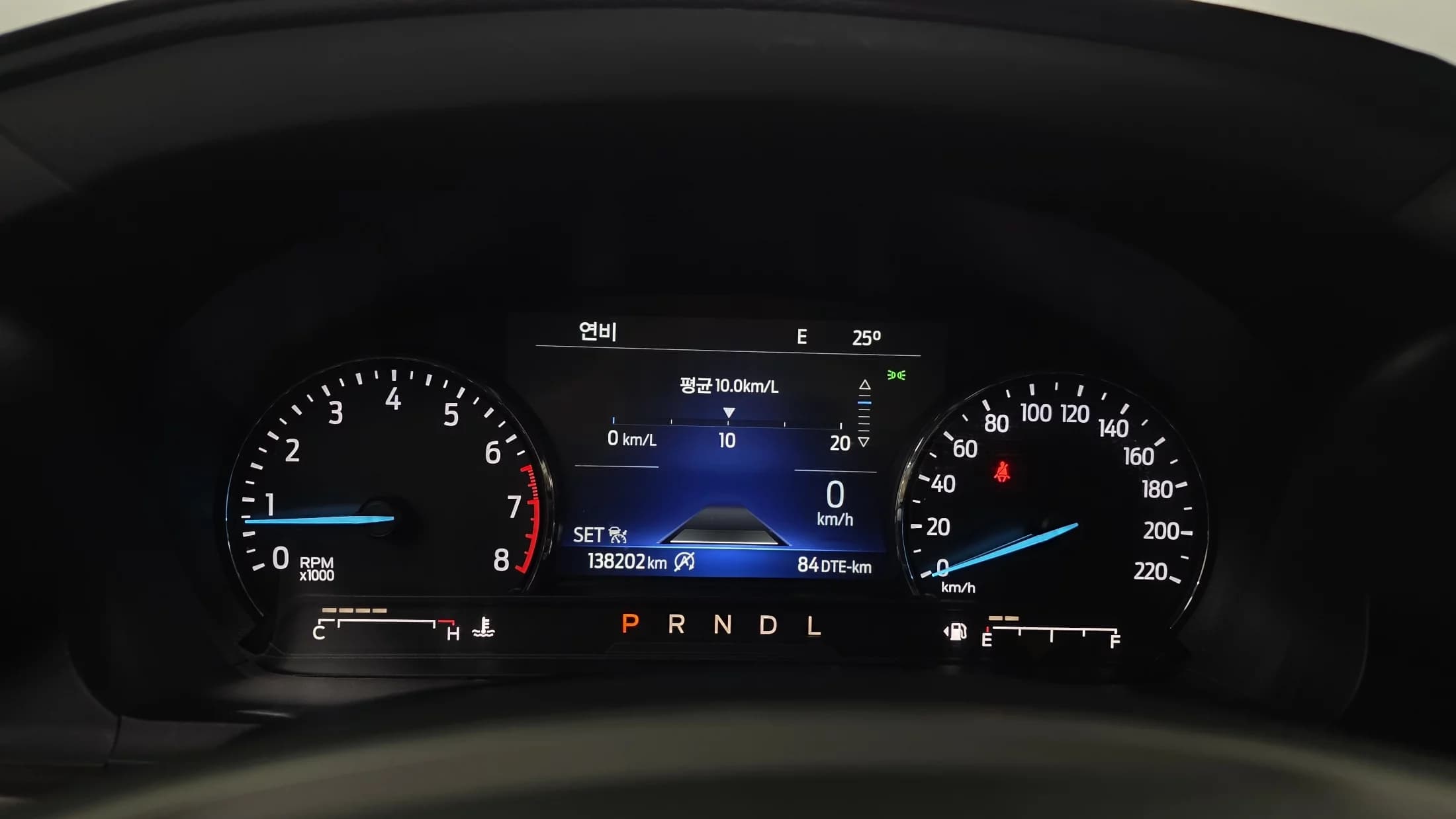 Ford EXPLORER 2.3 LimIted 4WD, 2021 г. 138202 км. — фото 8