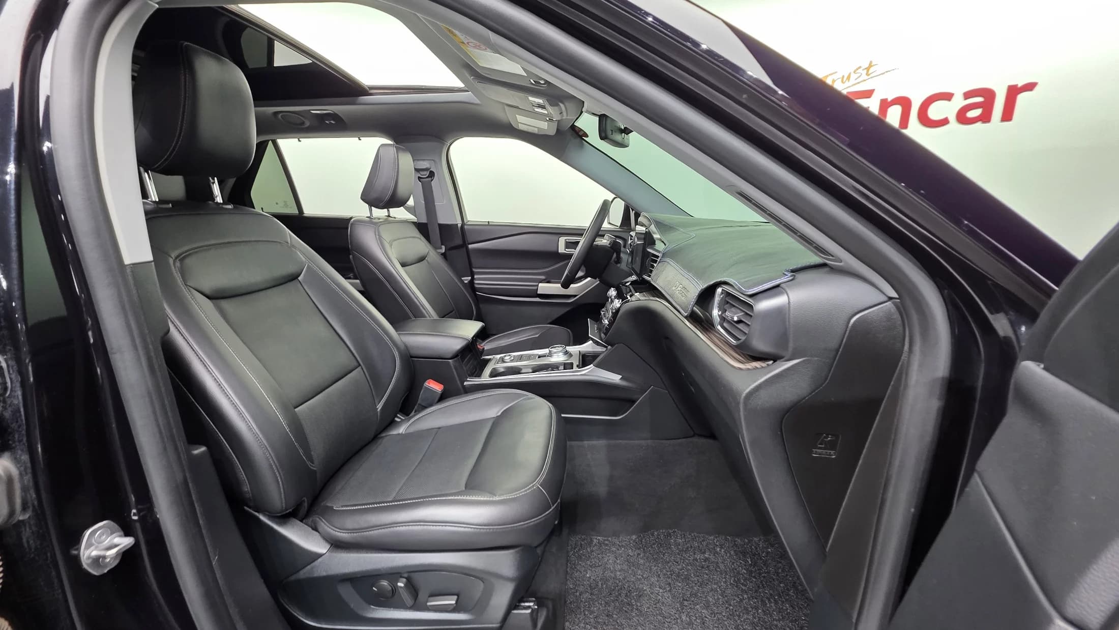 Ford EXPLORER 2.3 LimIted 4WD, 2021 г. 138202 км. — фото 10