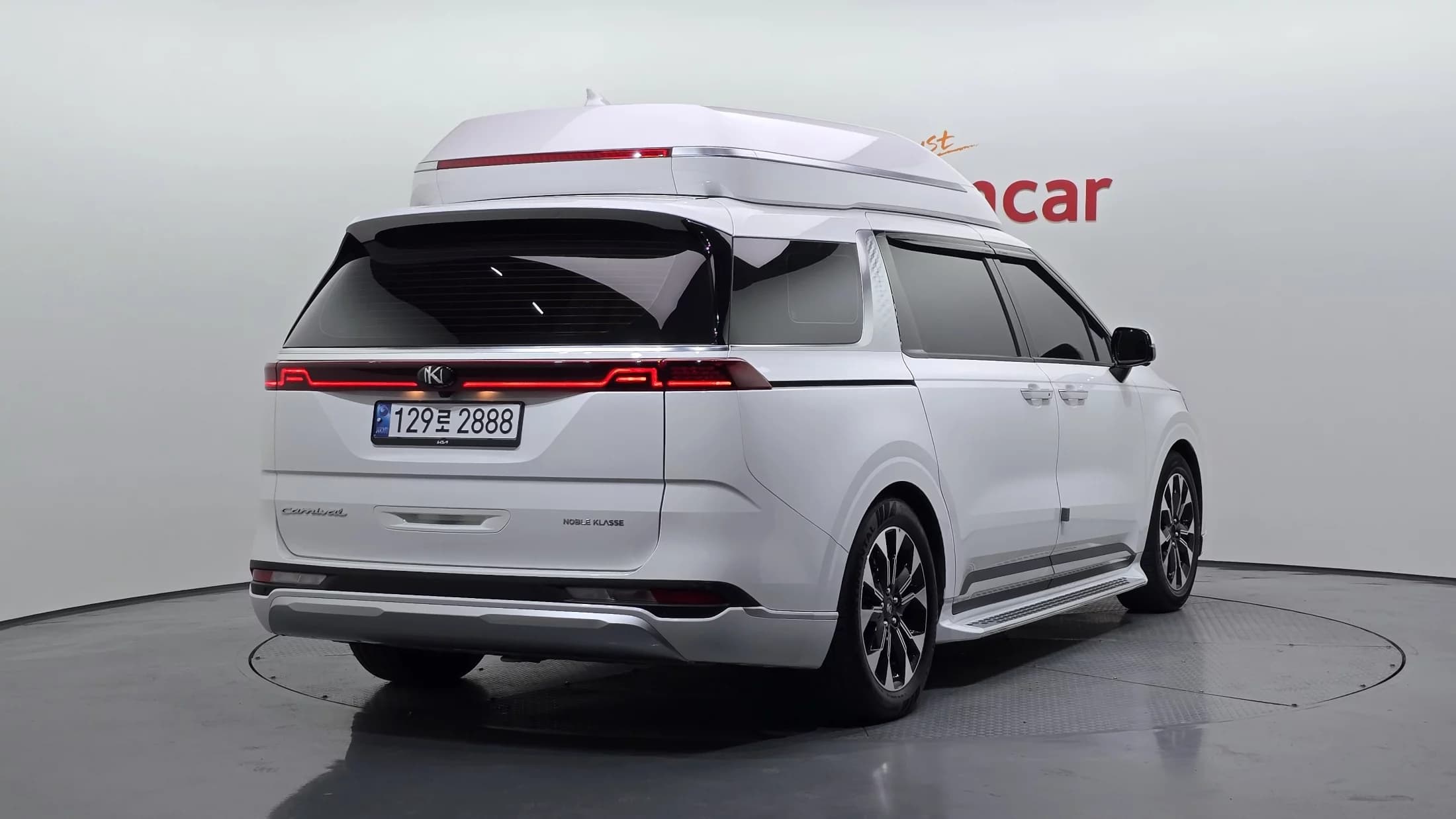 Kia Carnival Gasoline 9-seater Limousine(Special vehicle), 2021 г. 49717 км. — фото 2