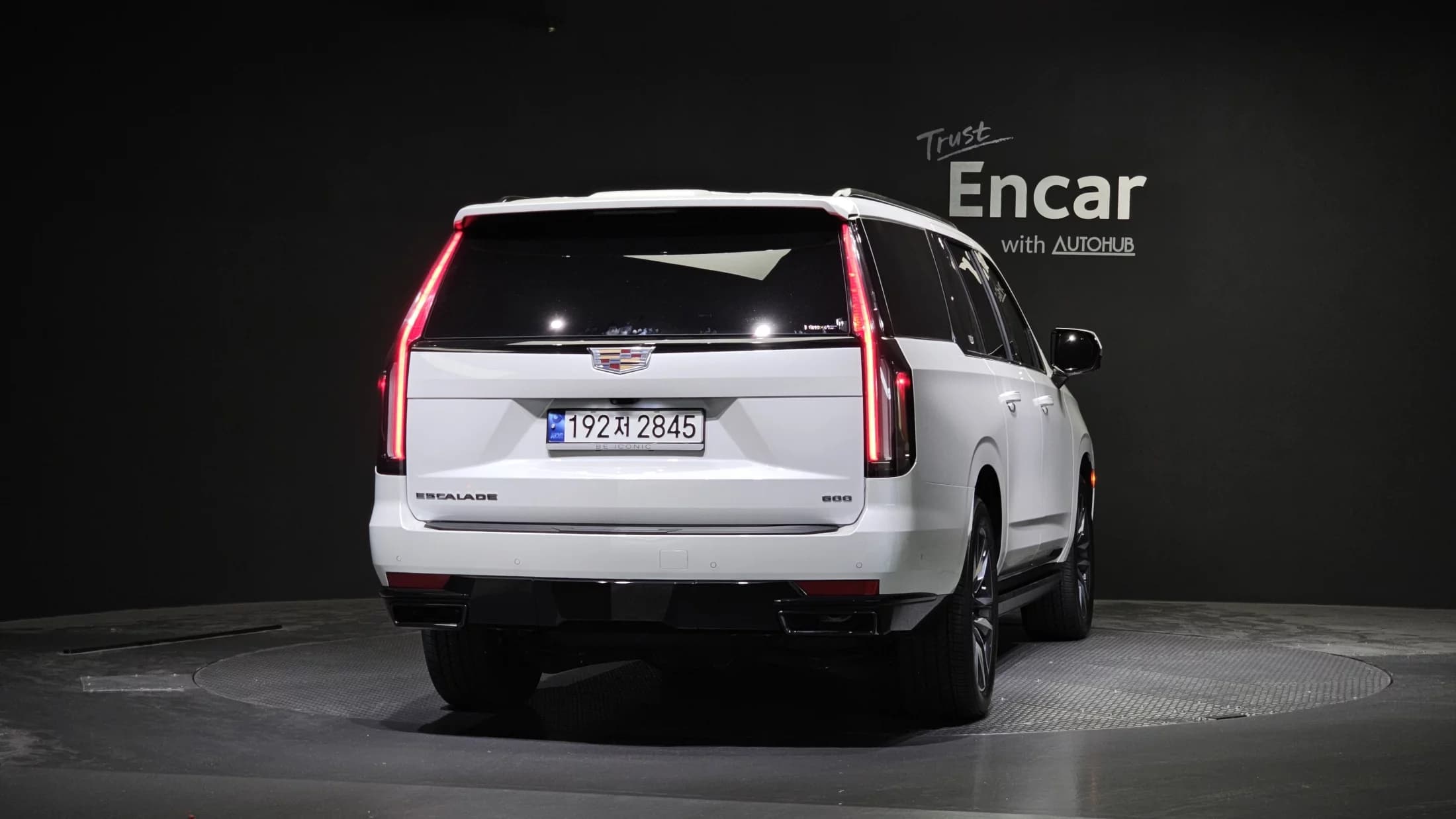 Cadillac Escalade 6.2 ESV ESV Sports Platinum, 2023 г. 42205 км. — фото 4