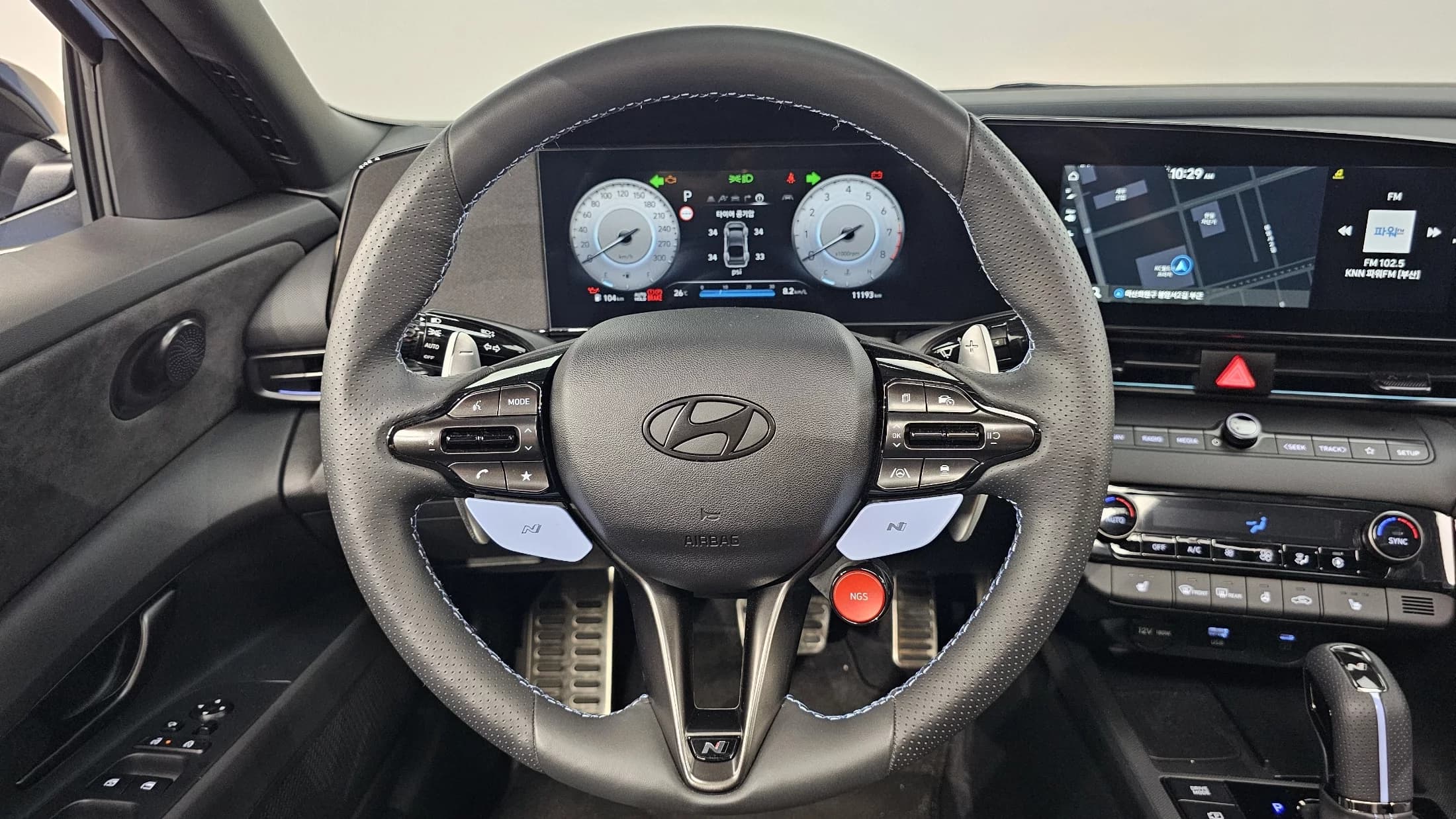 Hyundai AVANTE (Хендай Элантра) 2.0 N, 2024 г. 11225 км. — фото 13