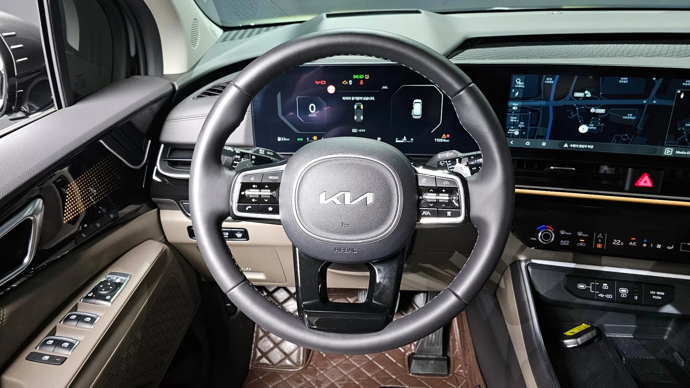 Kia Carnival Gasoline 7-Seater Gravity, 2024 г. 11086 км. — фото 13