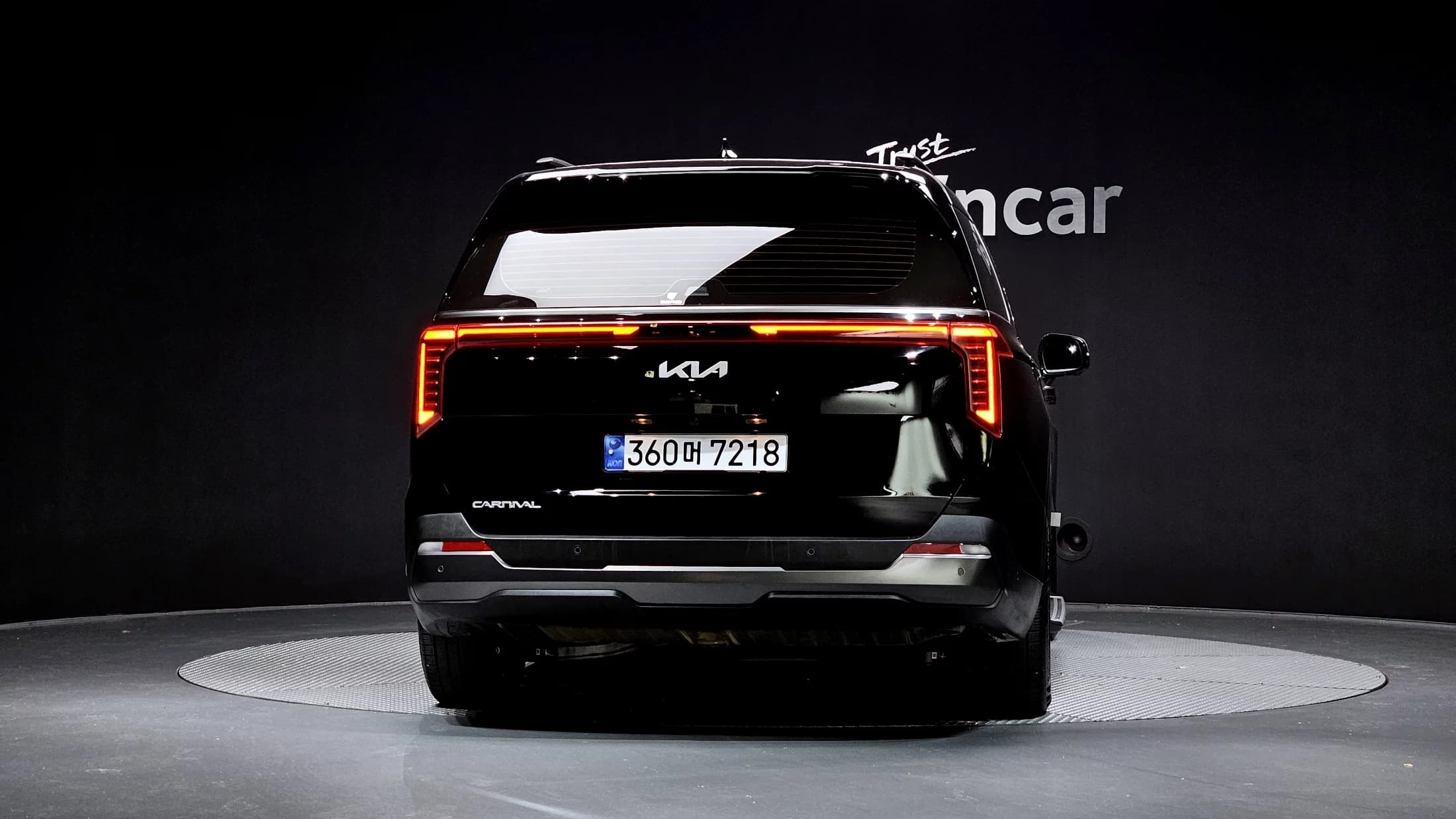 Kia Carnival Gasoline 7-Seater Gravity, 2024 г. 11086 км. — фото 4