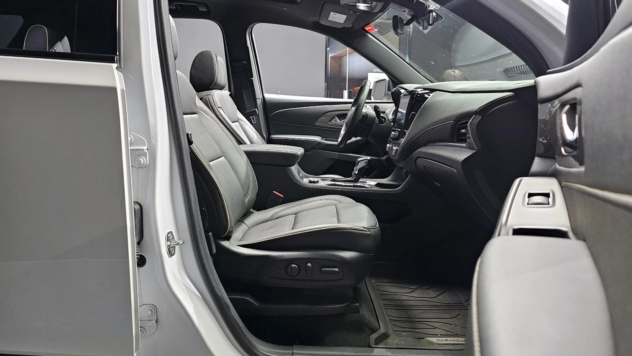 Daewoo Traverse 3.6 AWD Redline, 2022 г. 43082 км. — фото 10
