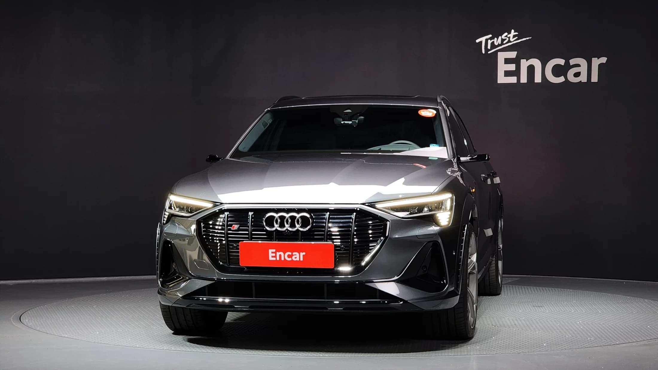 Audi e-tron S Sportback, электромобиль, 2023 г. 5184 км. — фото 3