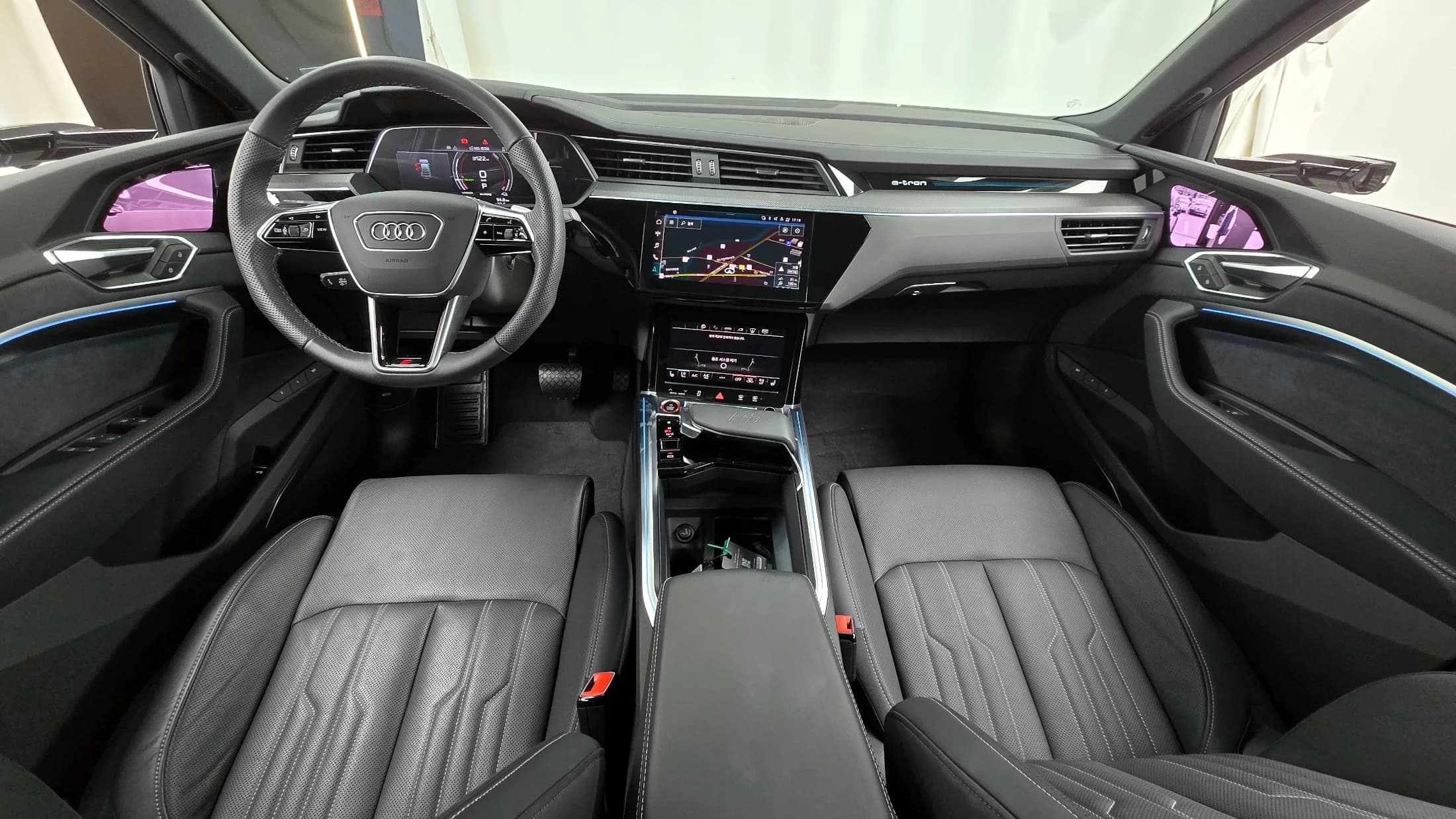 Audi e-tron S Sportback, электромобиль, 2023 г. 5184 км. — фото 7