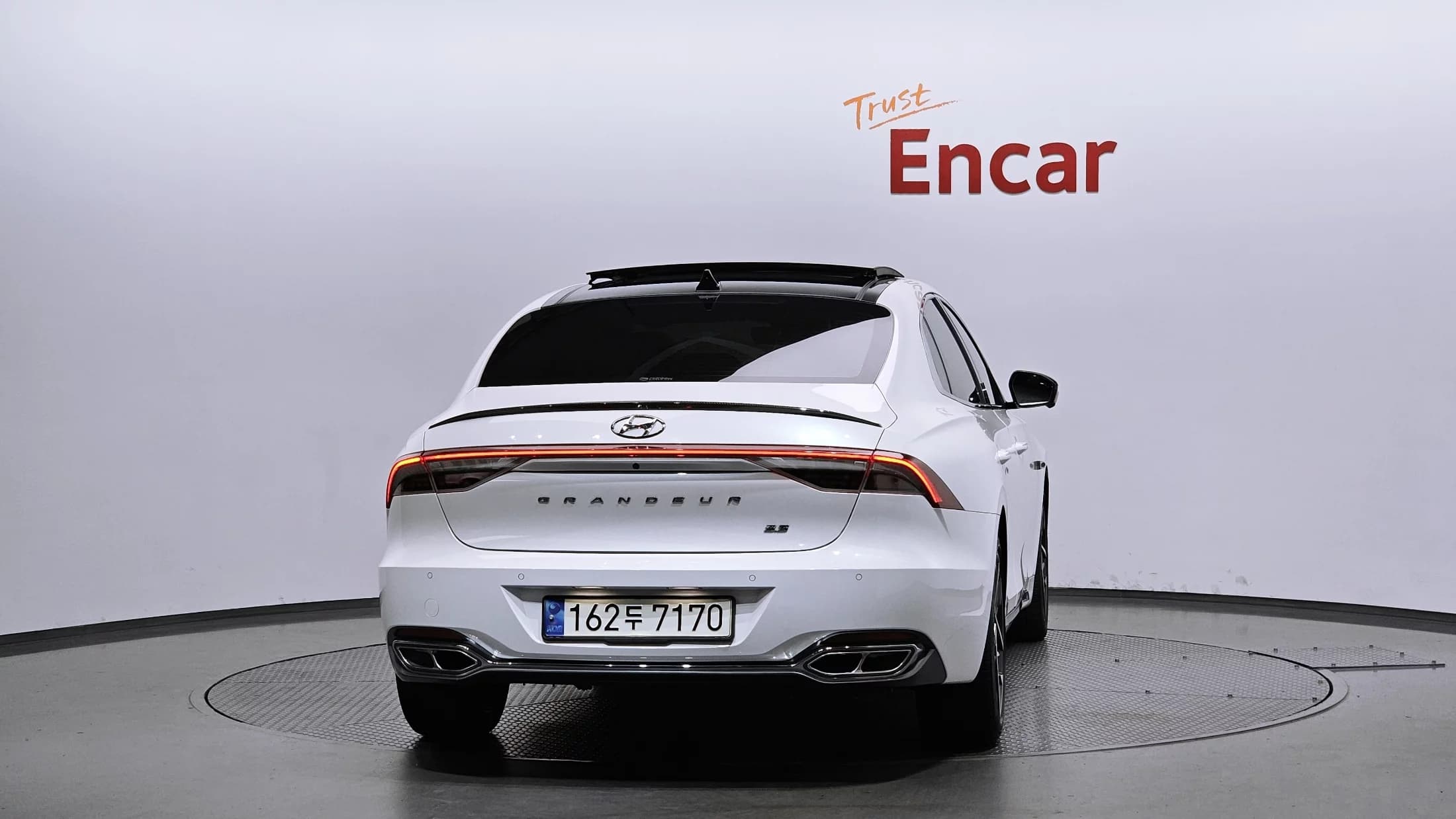 Hyundai Grandeur 3.3 Le Blanc, 2021 г. 44200 км. — фото 4