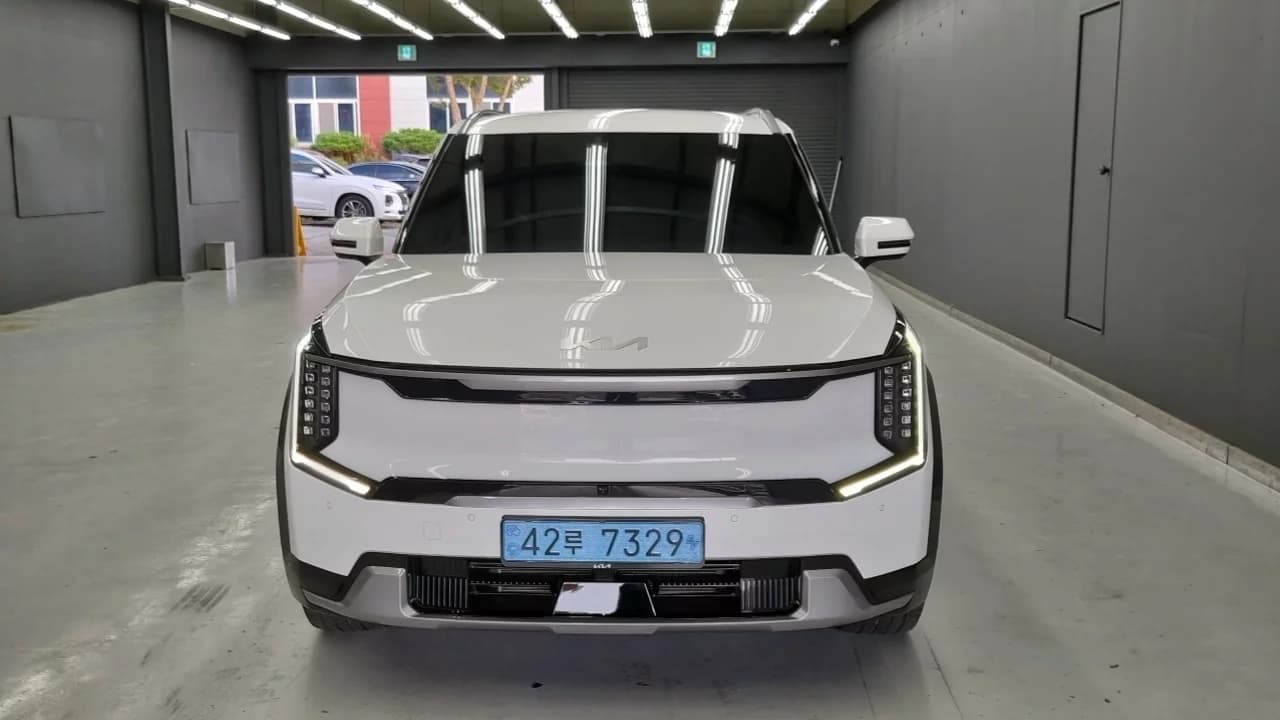 Kia EV9 Long Range 4WD Earth, электромобиль, 2023 г. 35133 км. — фото 3