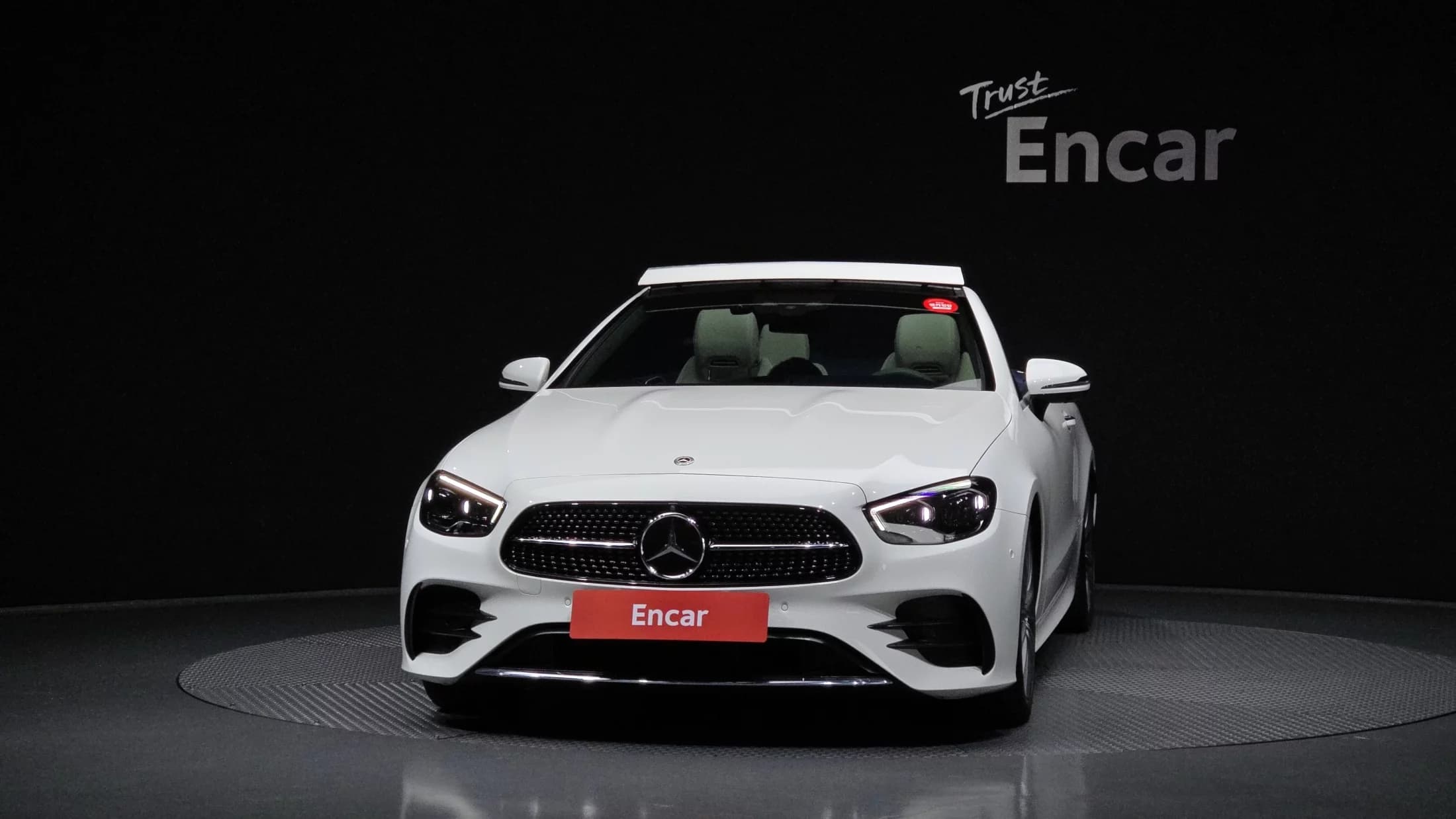Mercedes-Benz E-Class E450 4MATIC Cabriolet, 2021 г. 46452 км. — фото 3