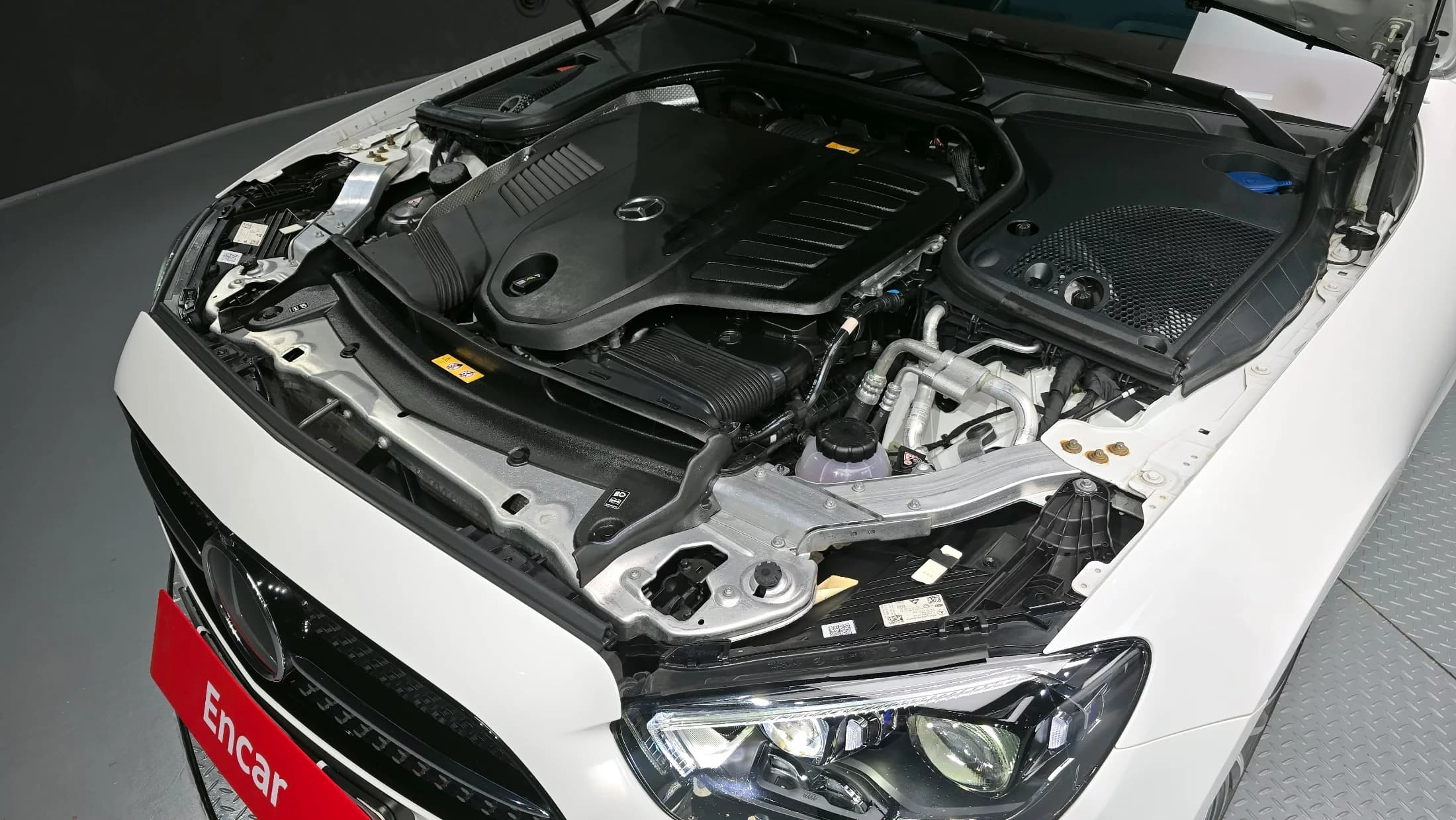 Mercedes-Benz E-Class E450 4MATIC Cabriolet, 2021 г. 46452 км. — фото 6
