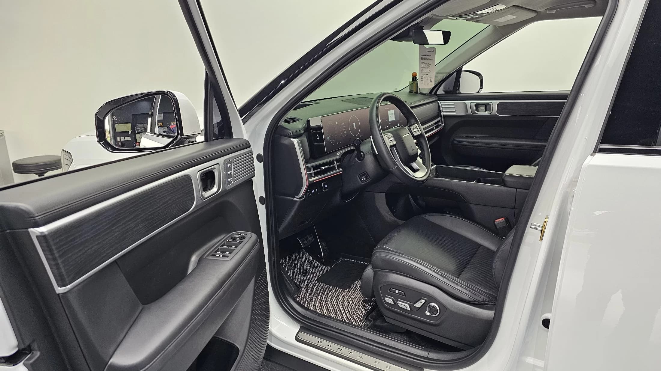 Hyundai Santa Fe Gasoline 2.5T 4WD Calligraphy, 2023 г. 47386 км. — фото 10