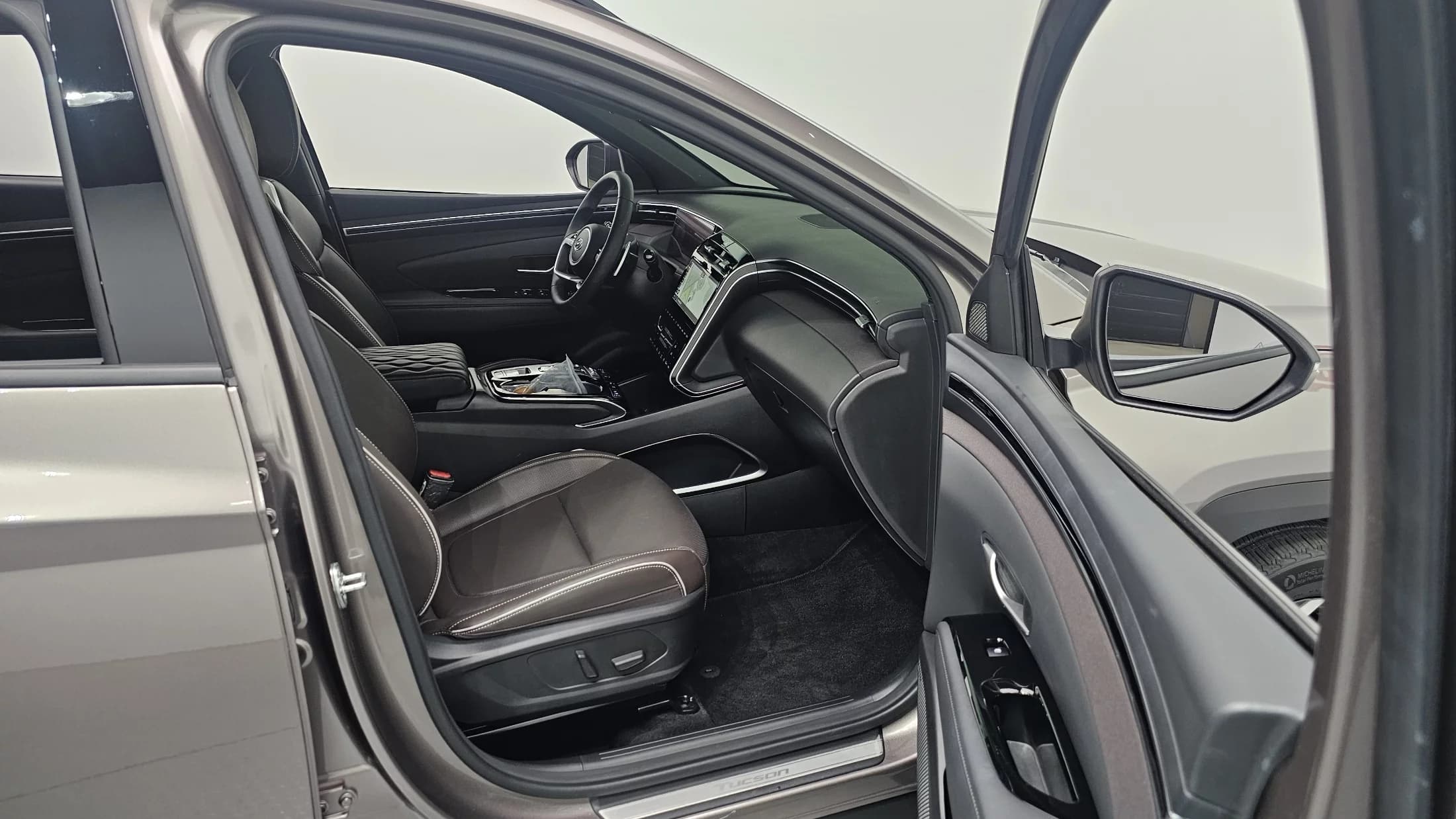 Hyundai Tucson Gasoline 1.6 Turbo 2WD Inspiration, 2023 г. 26283 км. — фото 11