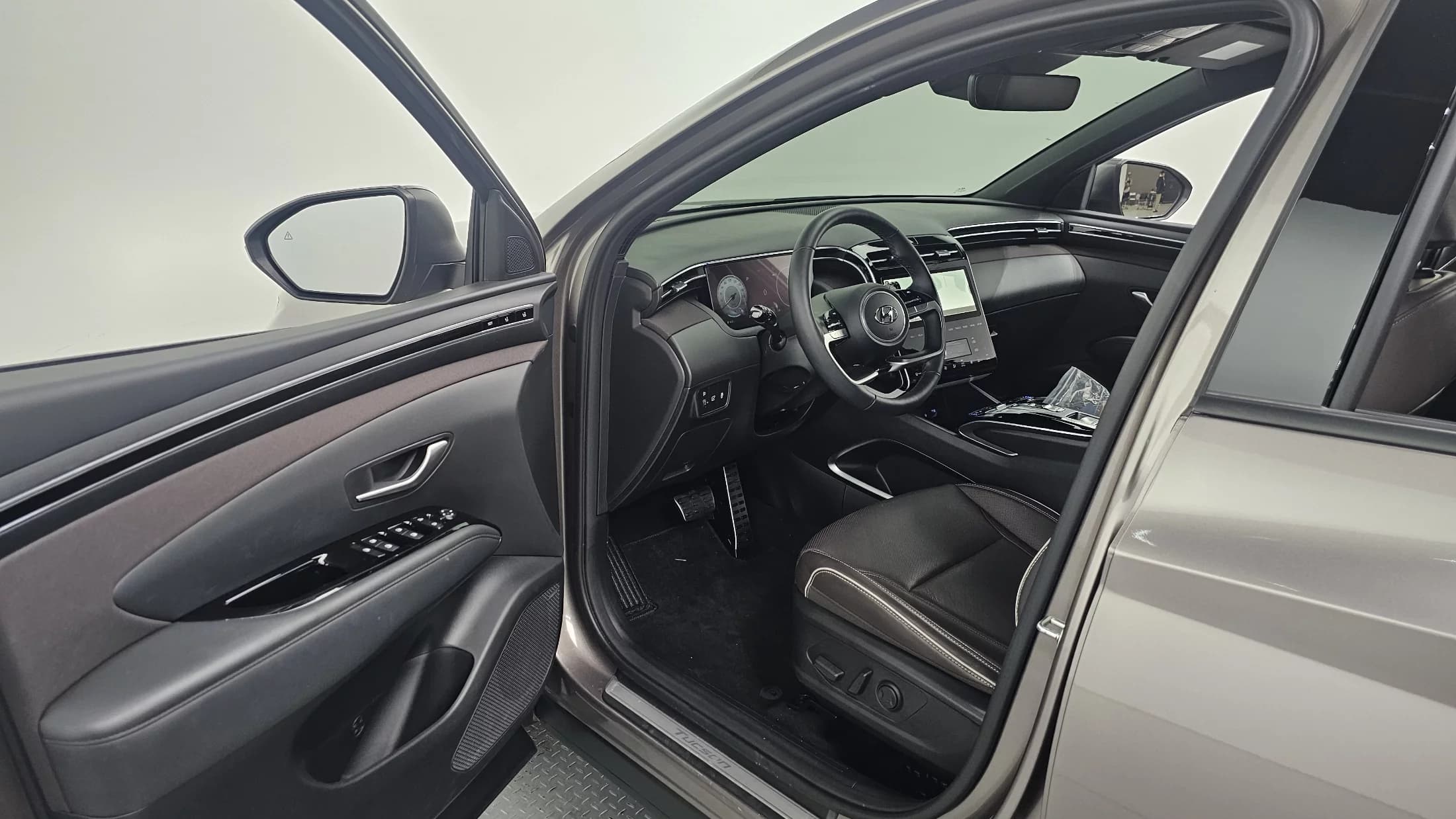 Hyundai Tucson Gasoline 1.6 Turbo 2WD Inspiration, 2023 г. 26283 км. — фото 10