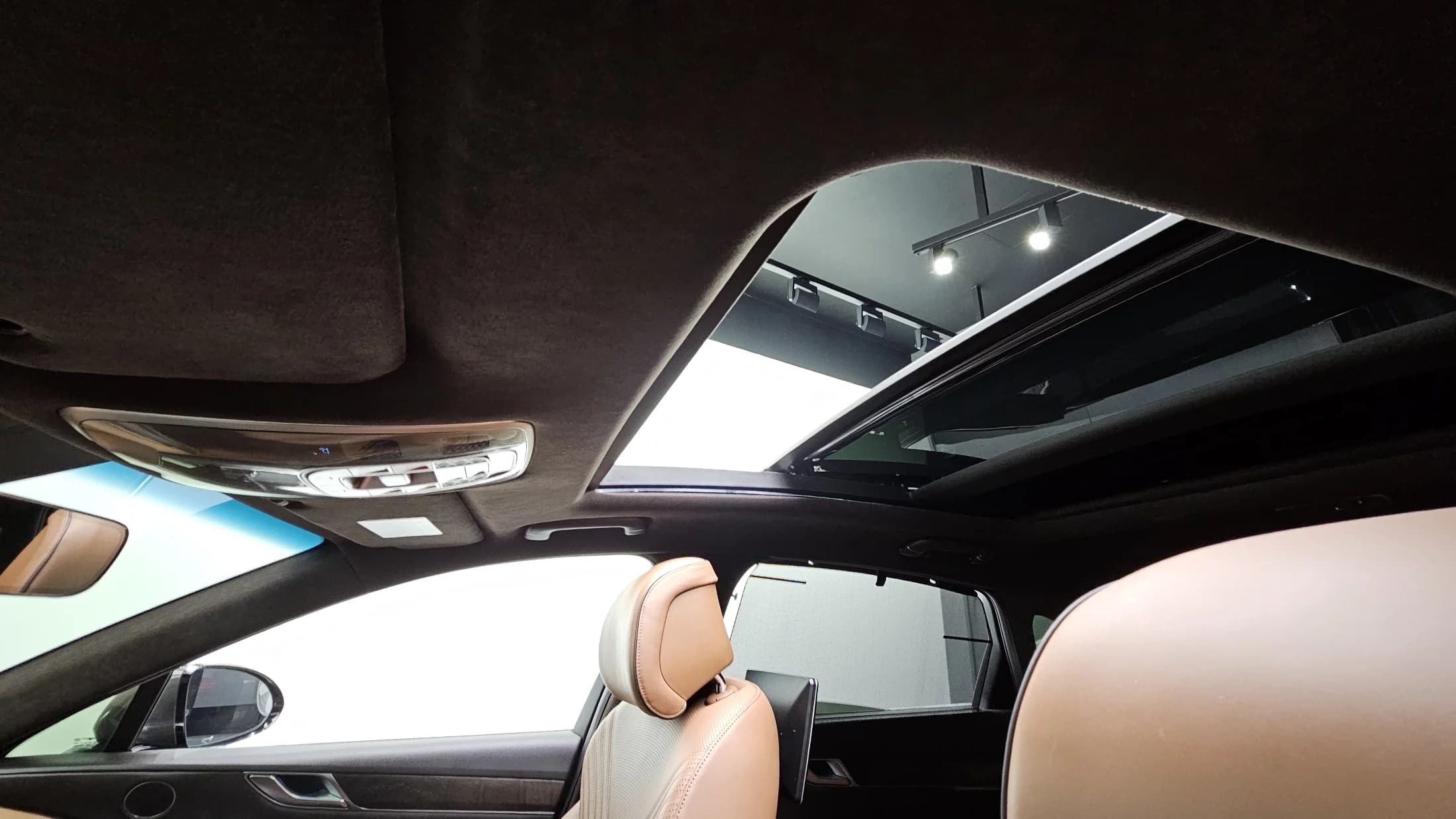 Genesis G80 Gasoline 2.5 Turbo AWD, 2022 г. 122491 км. — фото 18