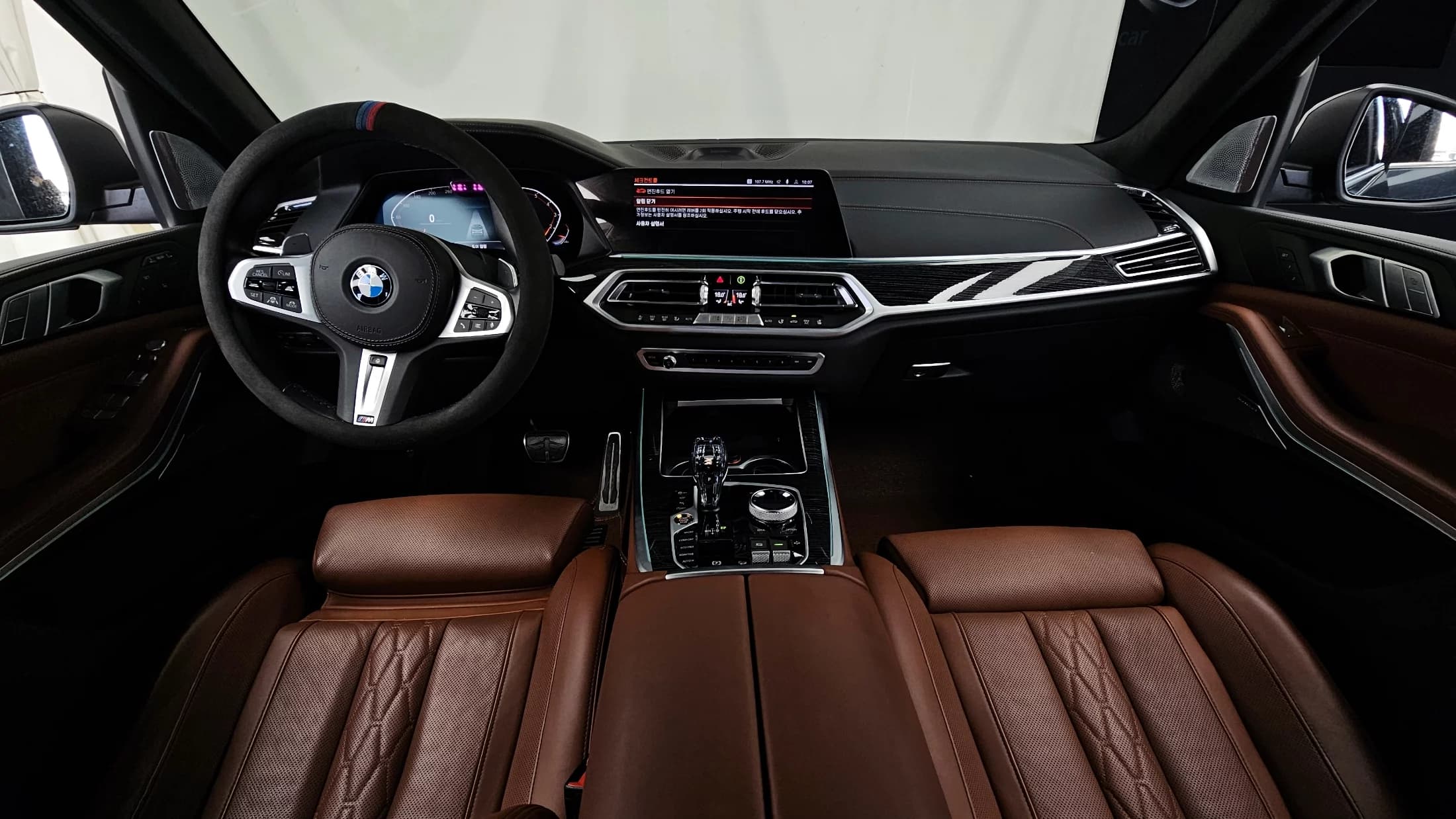 BMW X7 xDrive 40i M Sport 7STR, 2022 г. 42315 км. — фото 7