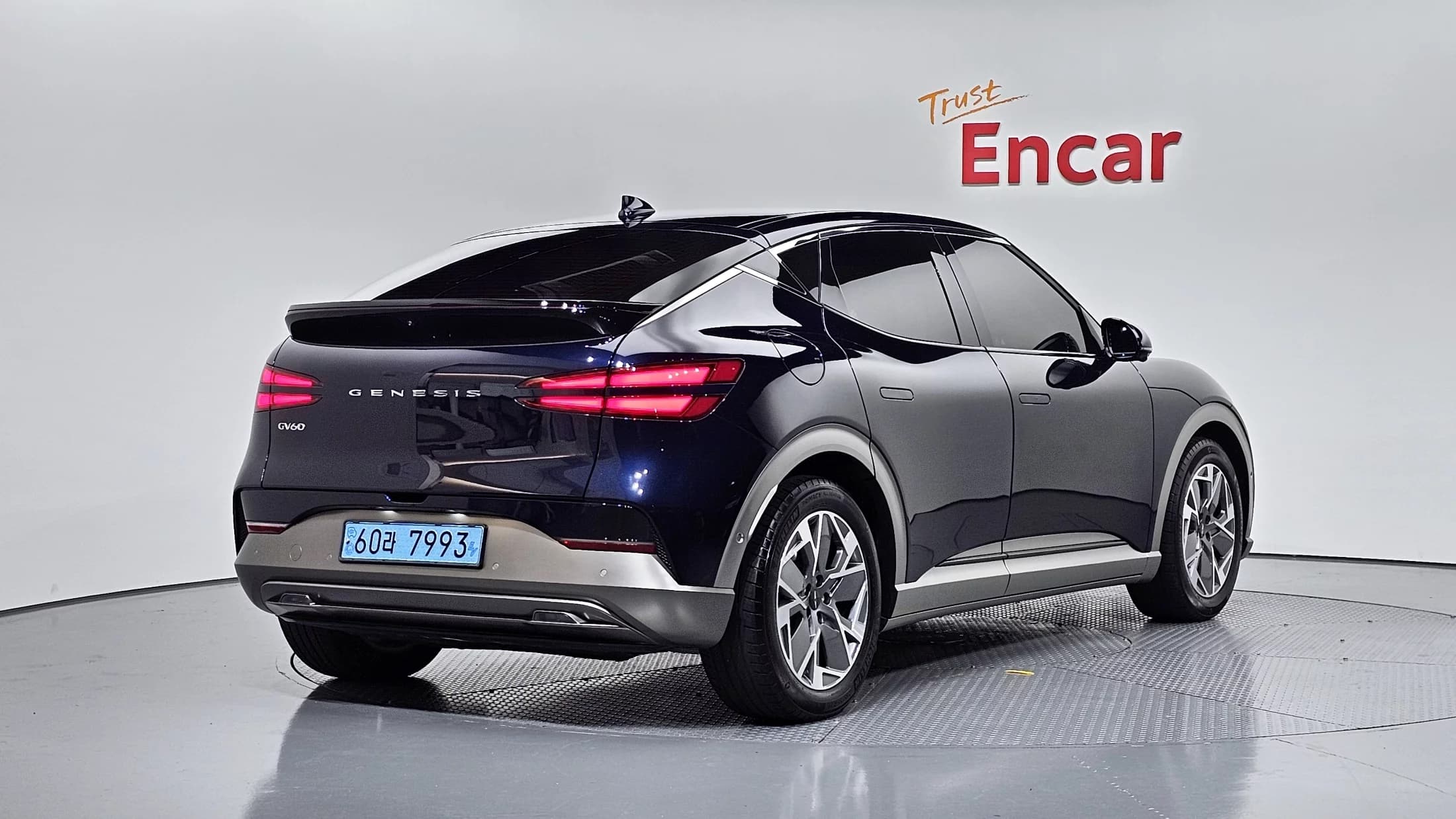Genesis GV60 Standard, электромобиль, 2023 г. 44652 км. — фото 2