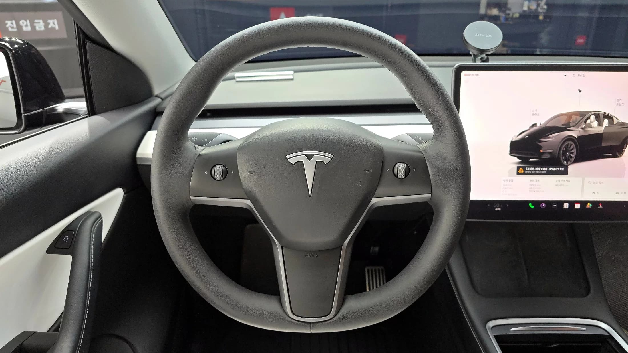 Tesla Model Y Long Range, электромобиль, 2022 г. 66431 км. — фото 13
