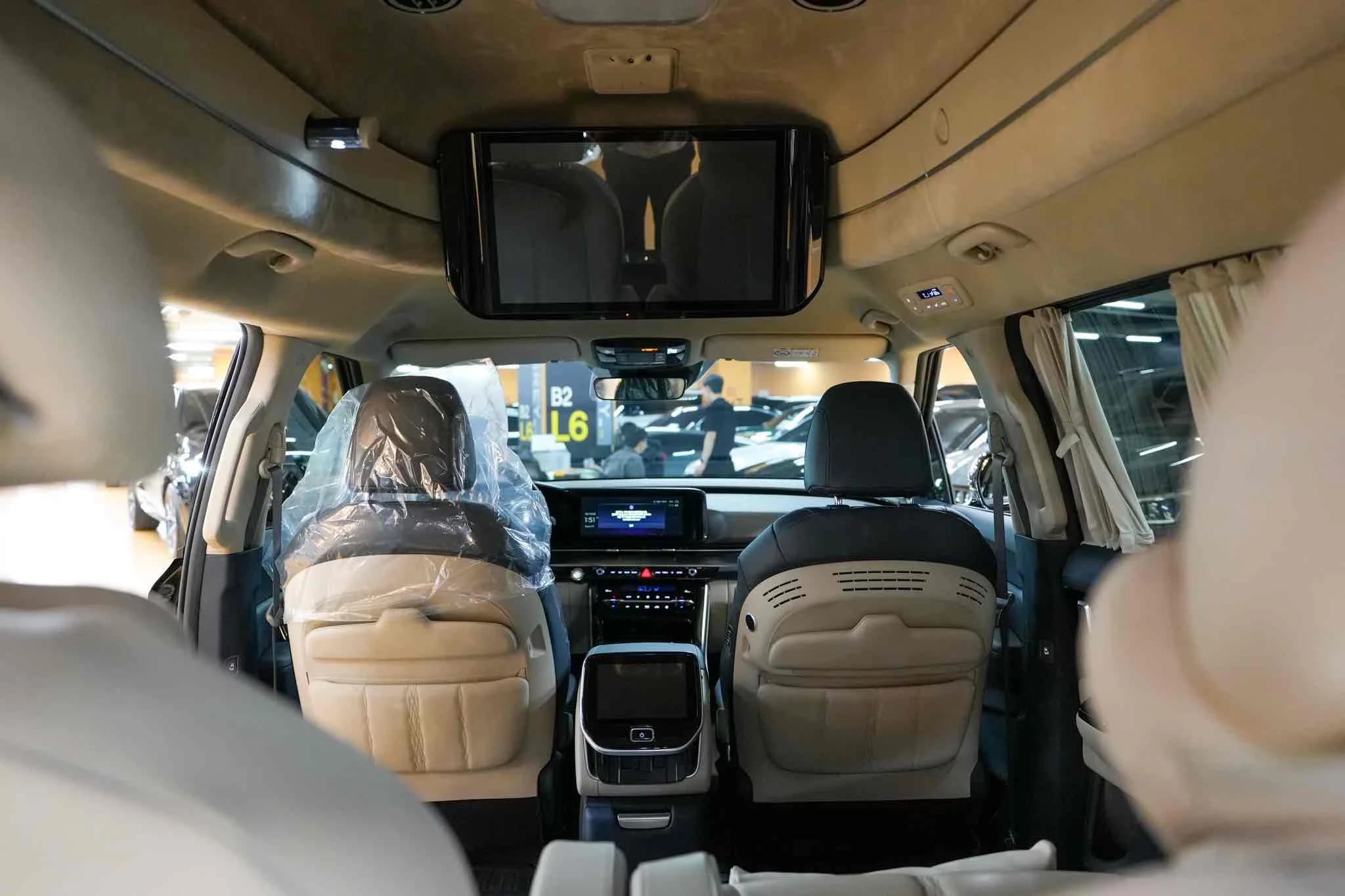 Kia Carnival Gasoline 9-seater Limousine(Special vehicle), 2021 г. 49895 км. — фото 19