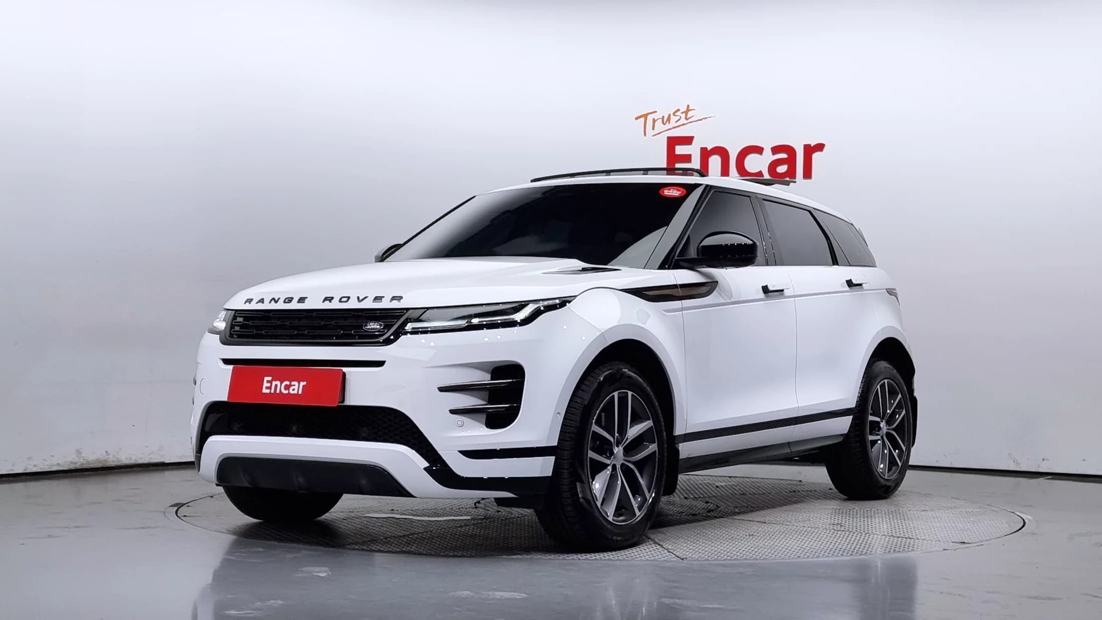 Land Rover RANGE ROVER EVOQUE P250 Dynamic SE, 2025 г. 1037 км.
