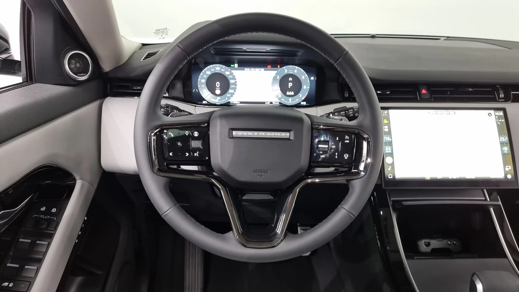 Land Rover RANGE ROVER EVOQUE P250 Dynamic SE, 2025 г. 1037 км. — фото 13