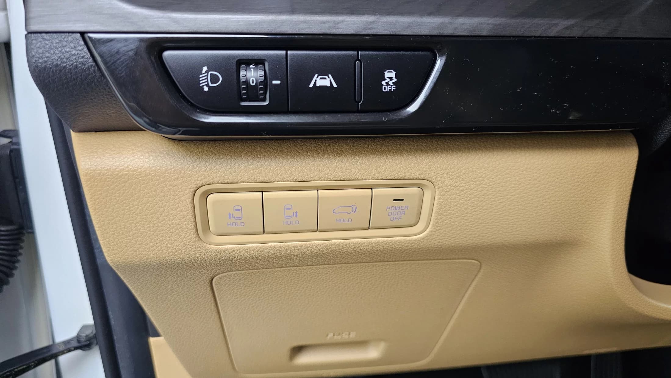 Kia Carnival 9-Seater Noblesse, 2023 г. 48026 км. — фото 17