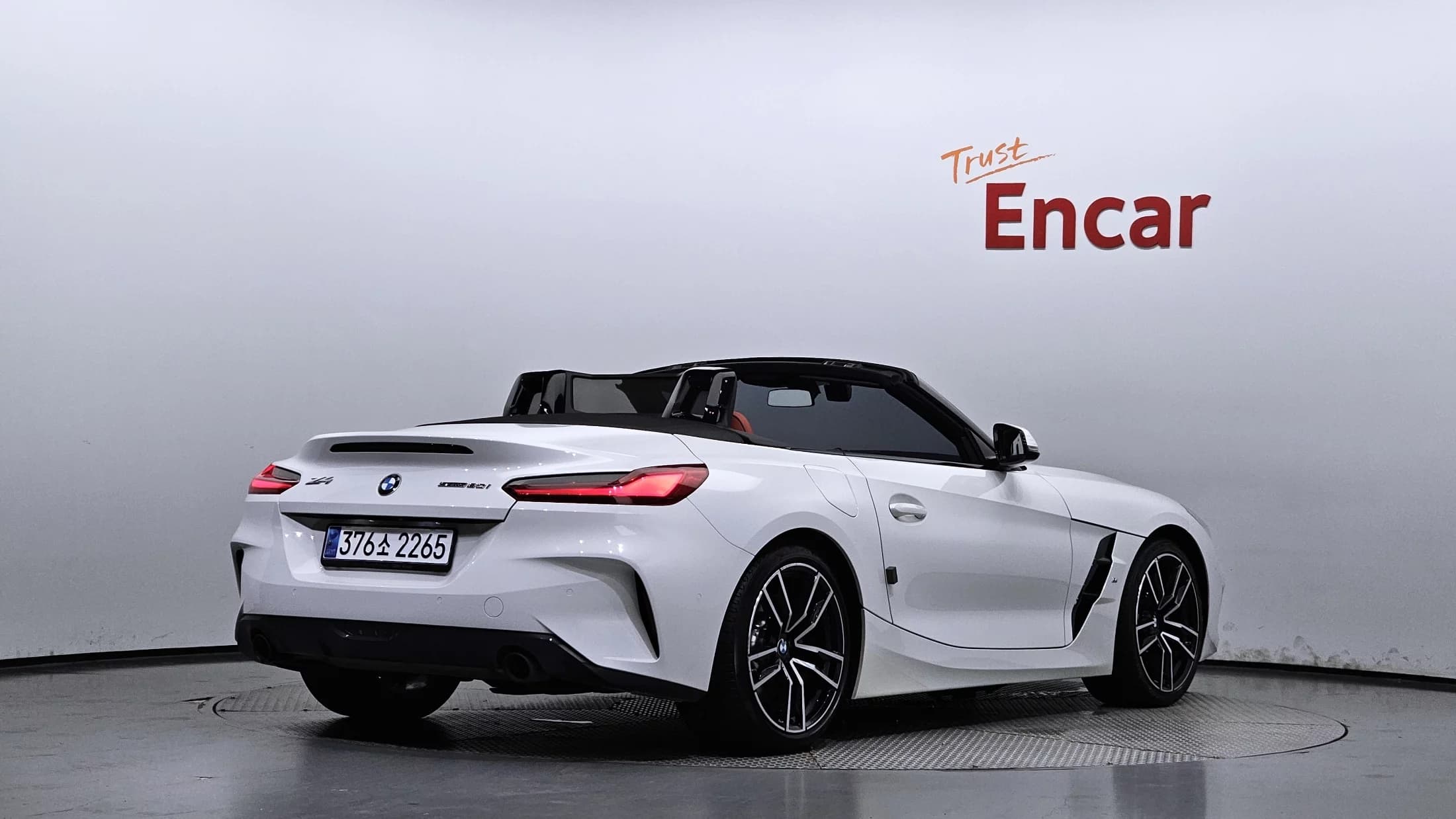 BMW Z4 sDrive20i M Sport, 2023 г. 64783 км. — фото 2
