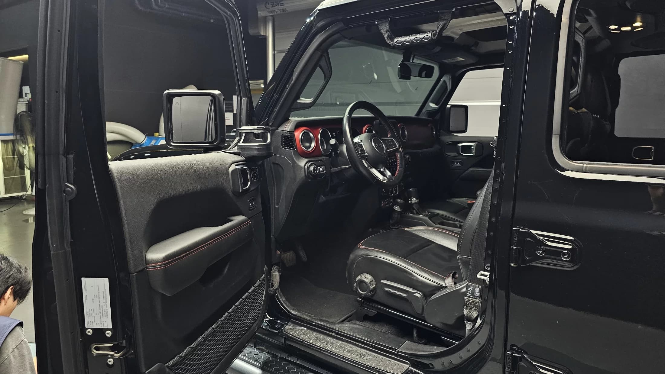 Jeep WRANGLER 2.0 Rubicon 4Door, 2023 г. 52562 км. — фото 11