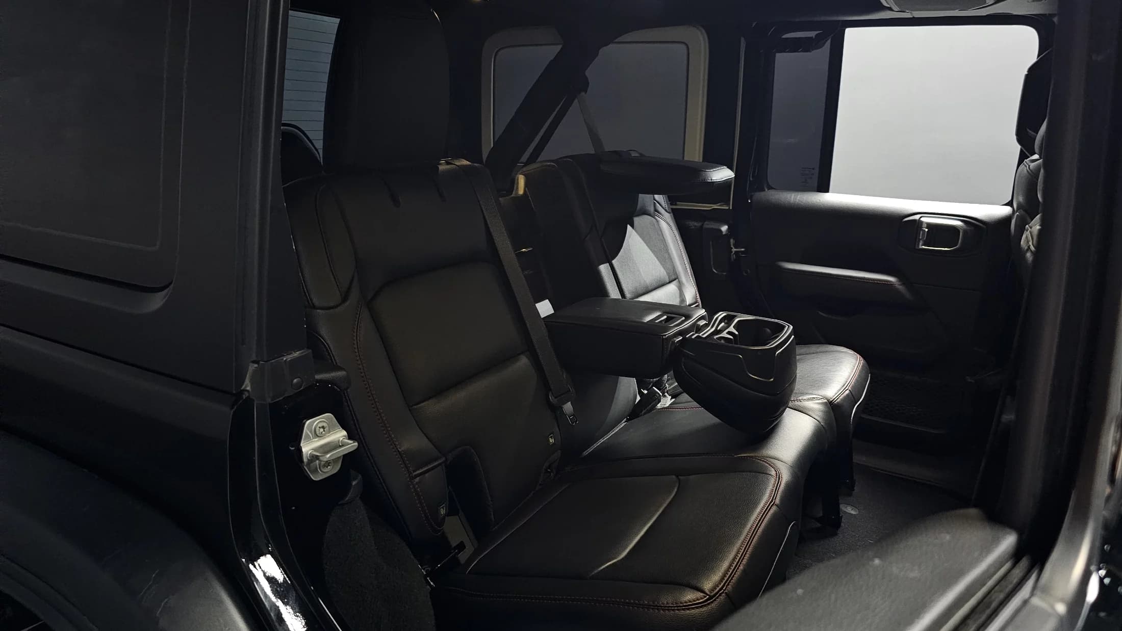 Jeep WRANGLER 2.0 Rubicon 4Door, 2023 г. 52562 км. — фото 13