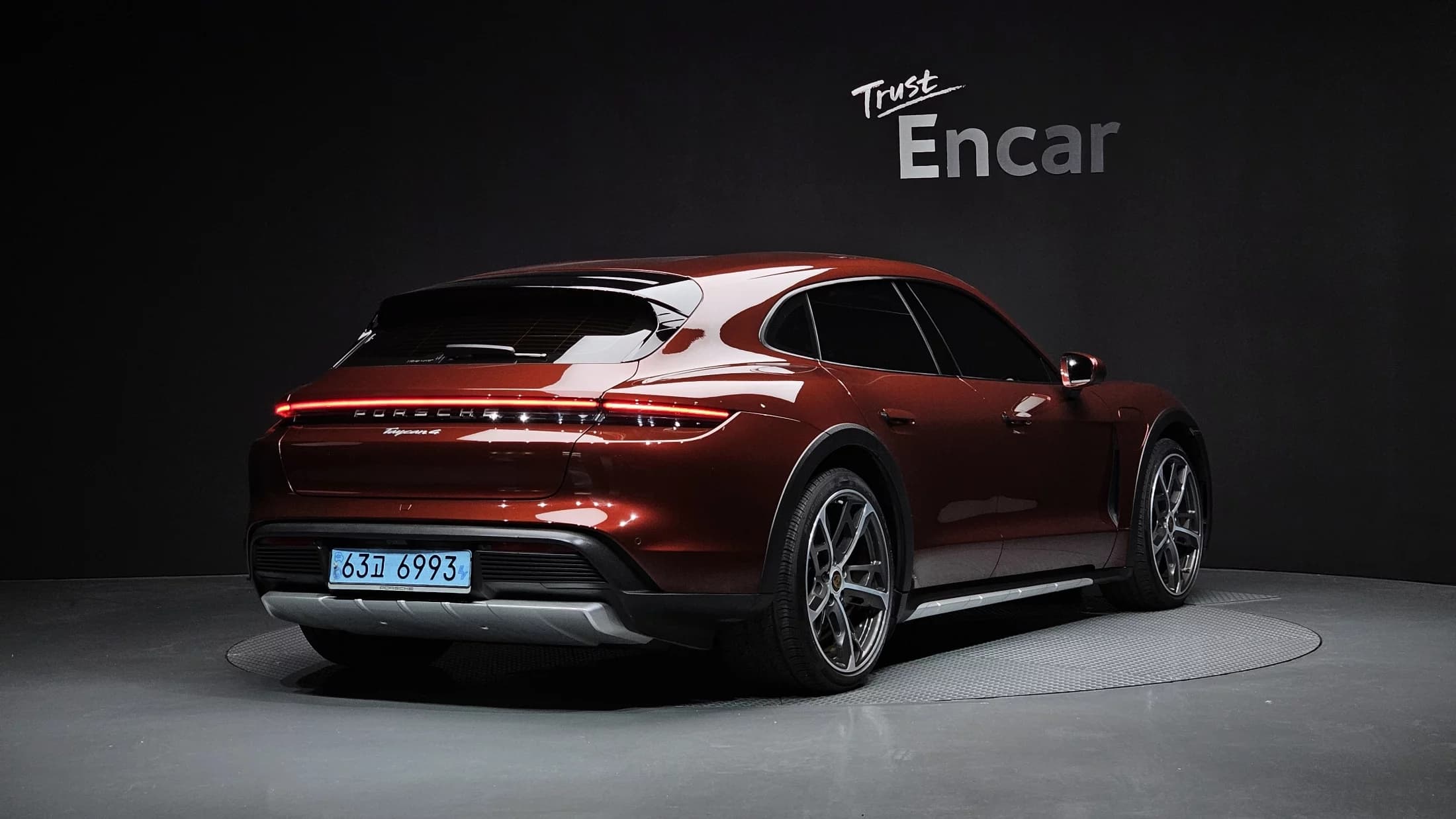Porsche TAYCAN 4 Cross Turismo, электромобиль, 2022 г. 67204 км. — фото 2
