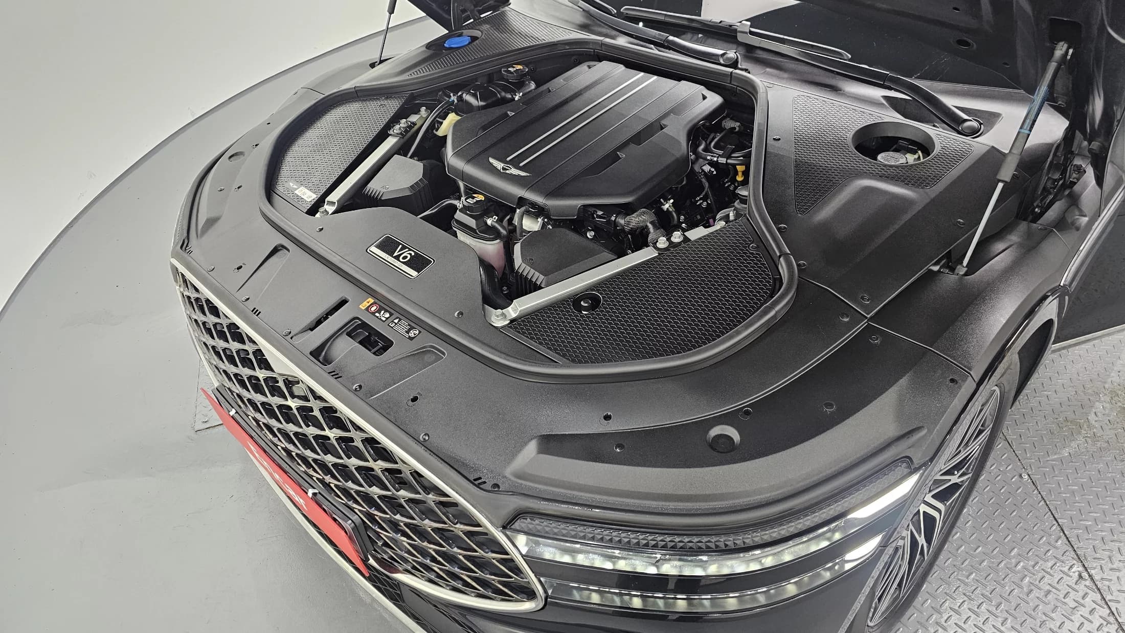 Genesis G90 Gasoline 3.5 Turbo AWD, 2022 г. 58499 км. — фото 6